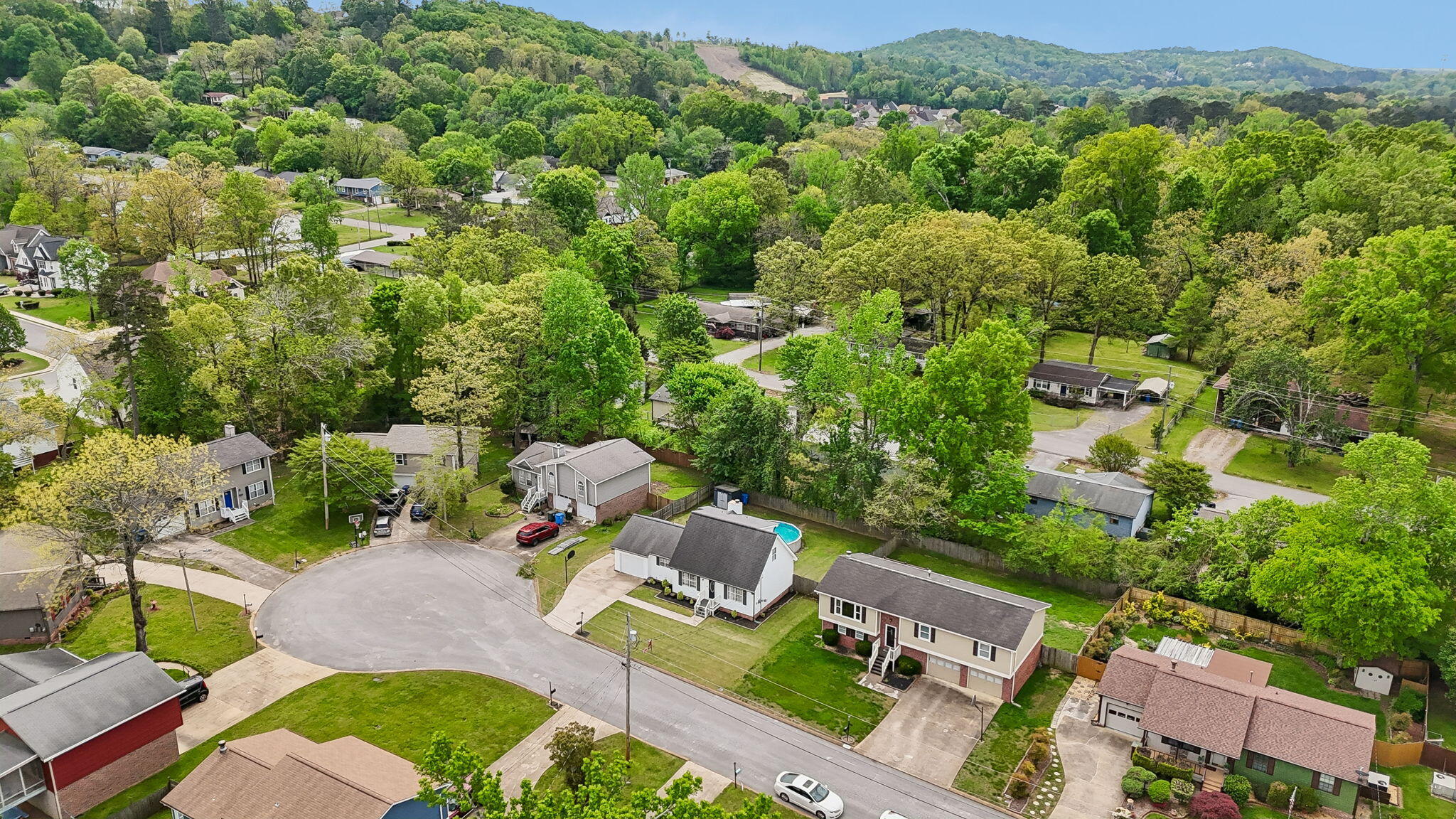 8332 Hamilton Oaks Drive