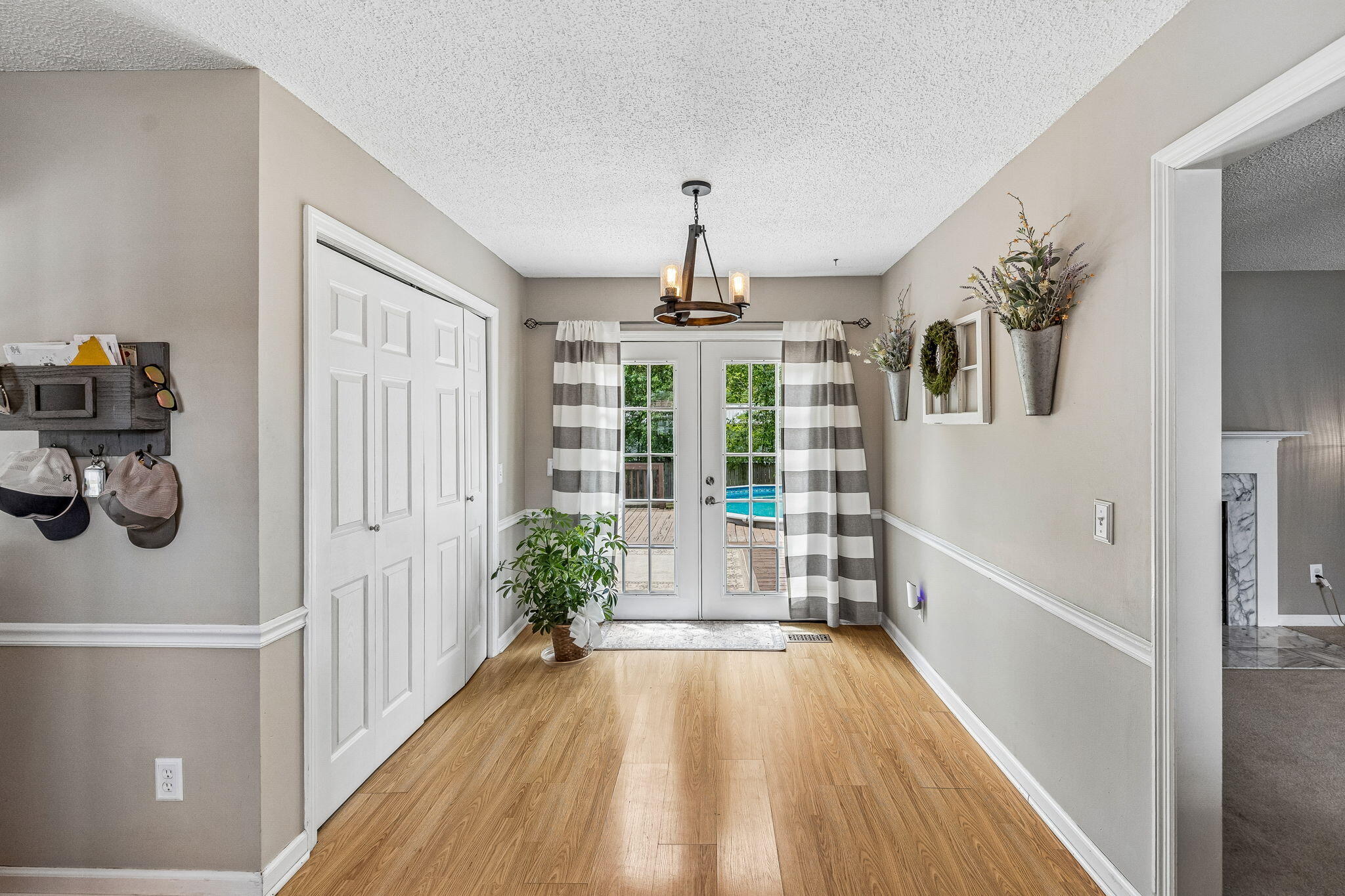 8332 Hamilton Oaks Drive