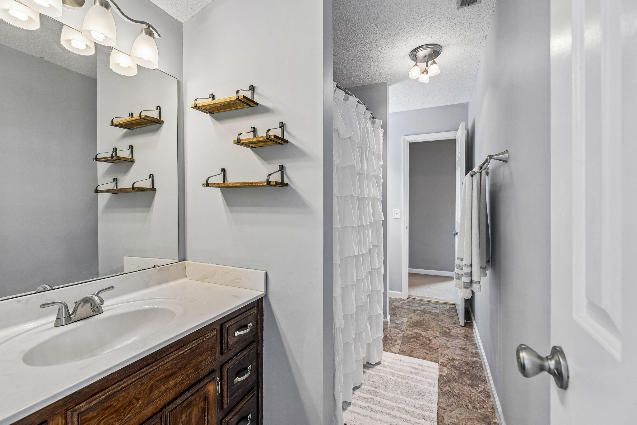 8332 Hamilton Oaks Drive
