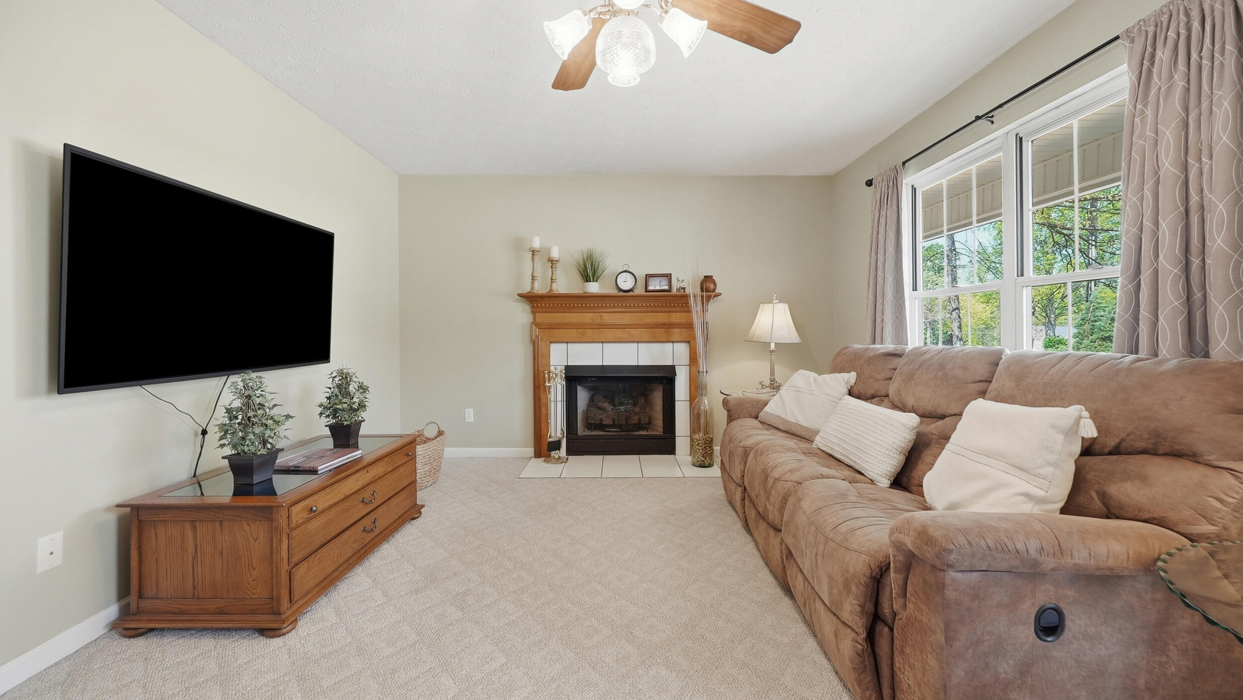 40 S Middleview Drive