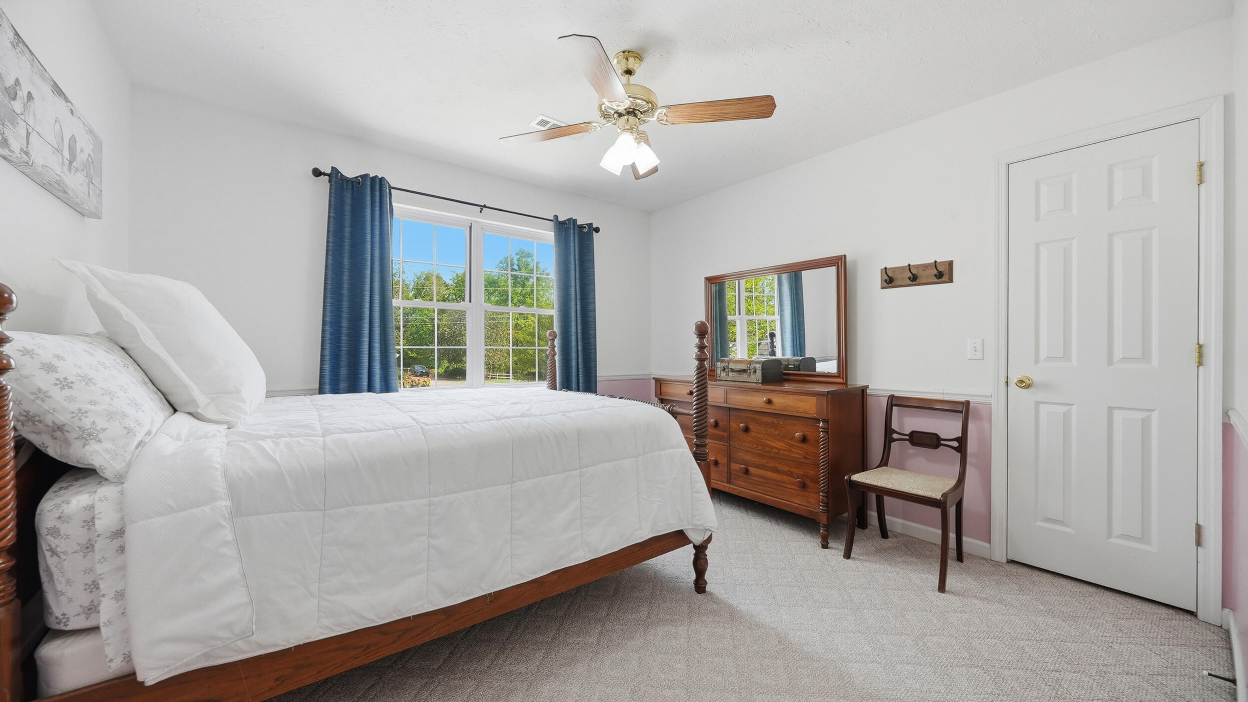 40 S Middleview Drive