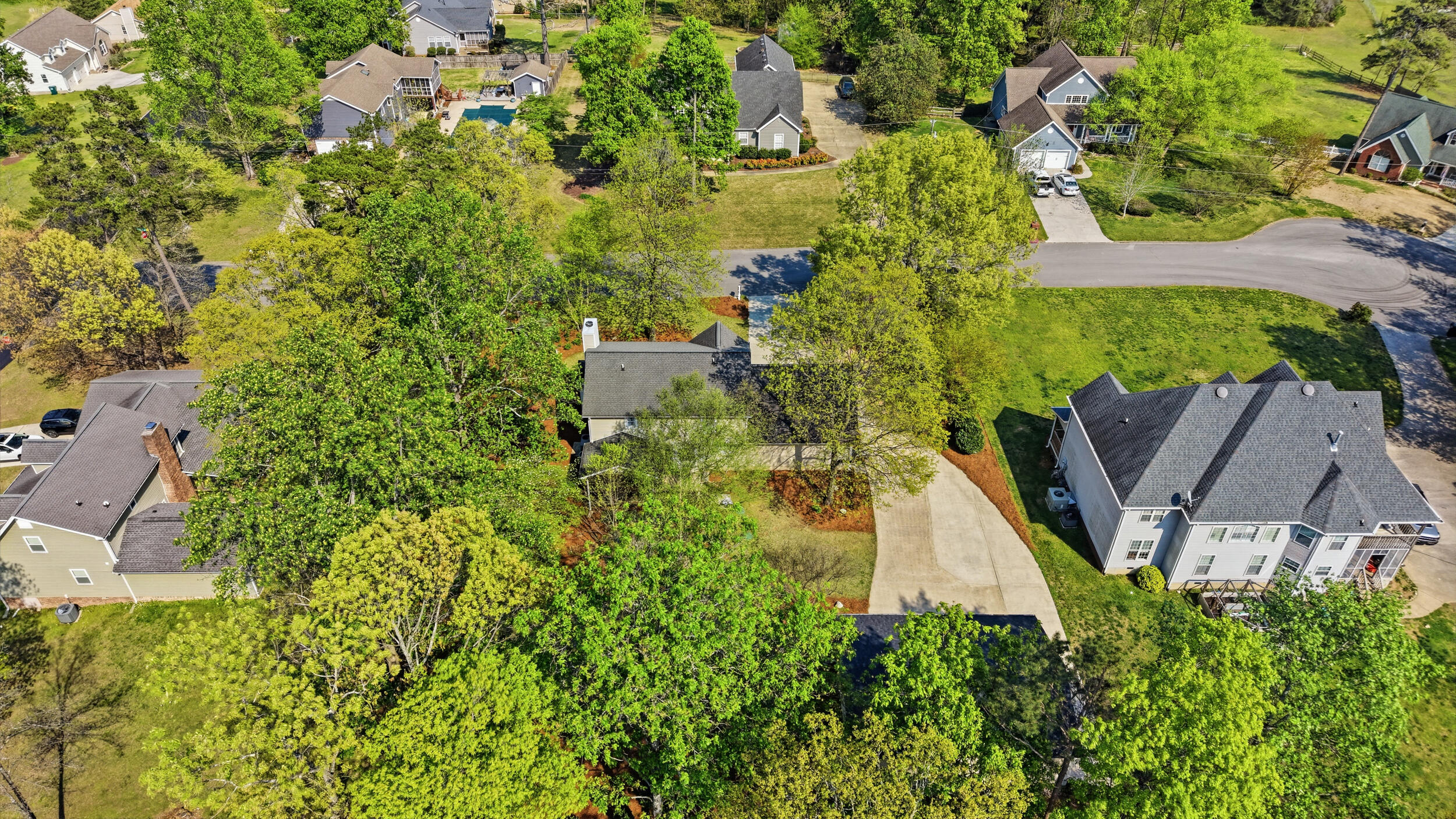 40 S Middleview Drive