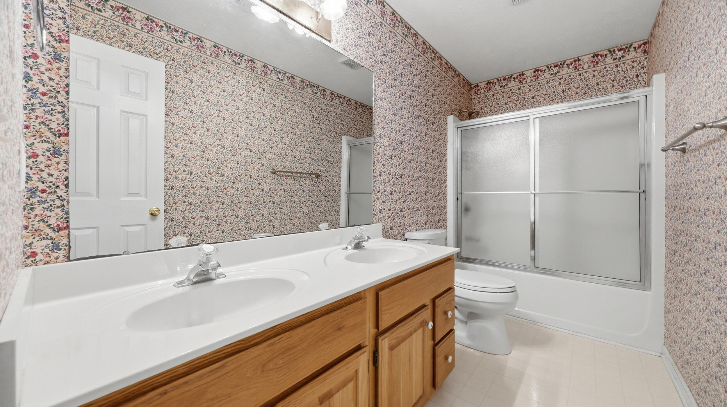 40 S Middleview Drive