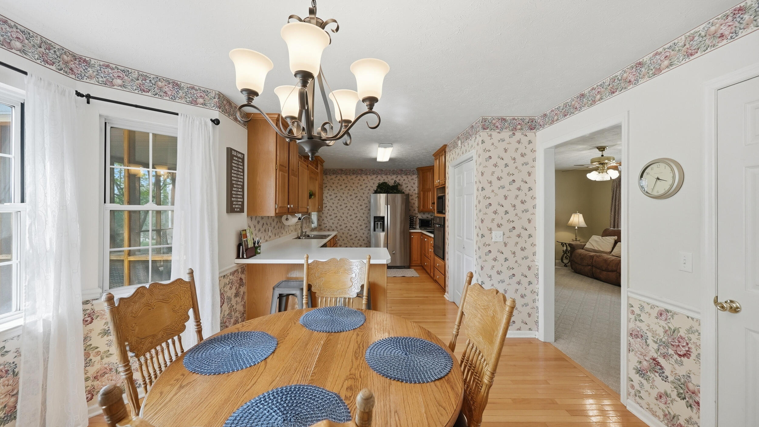 40 S Middleview Drive