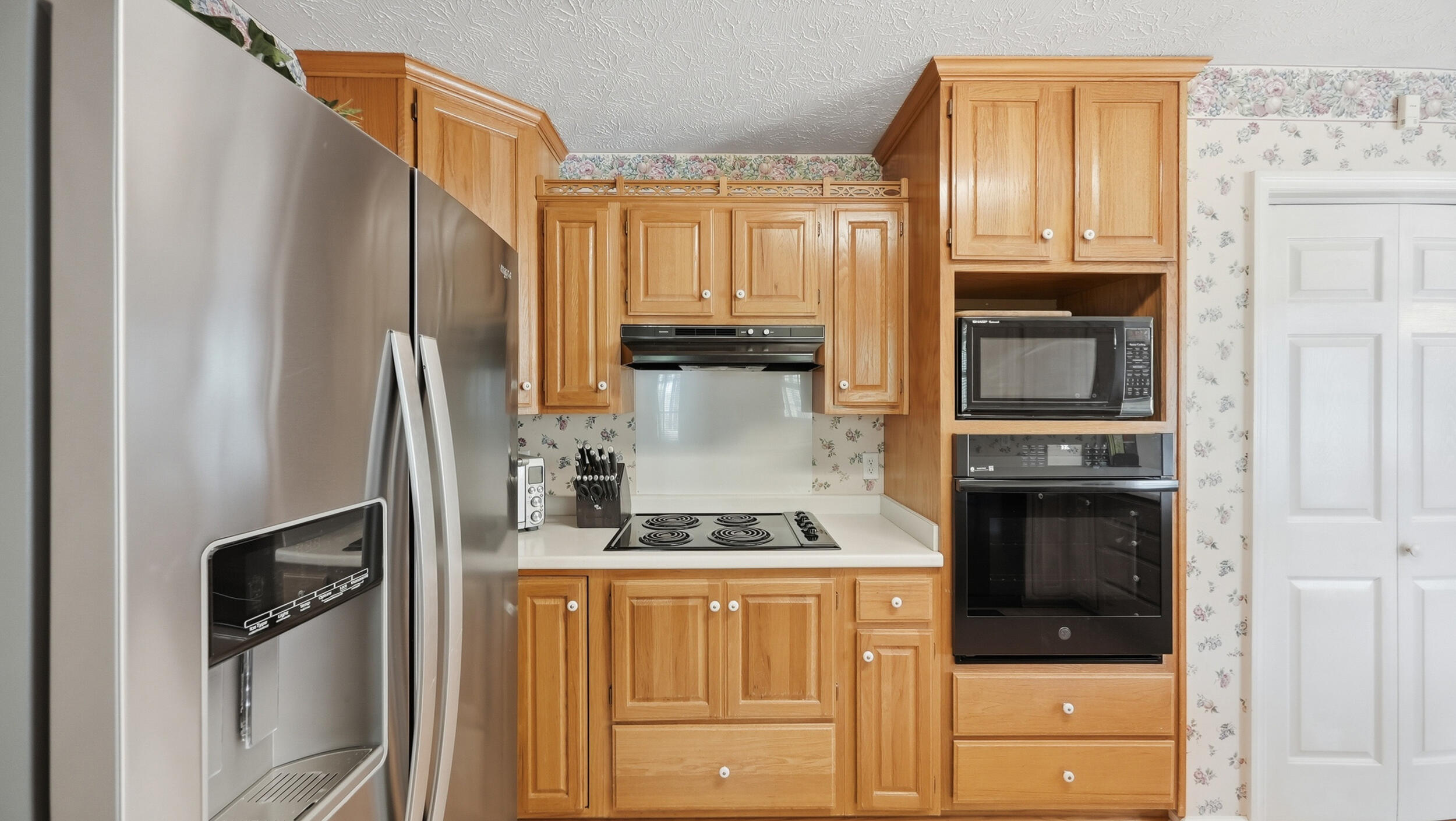 40 S Middleview Drive