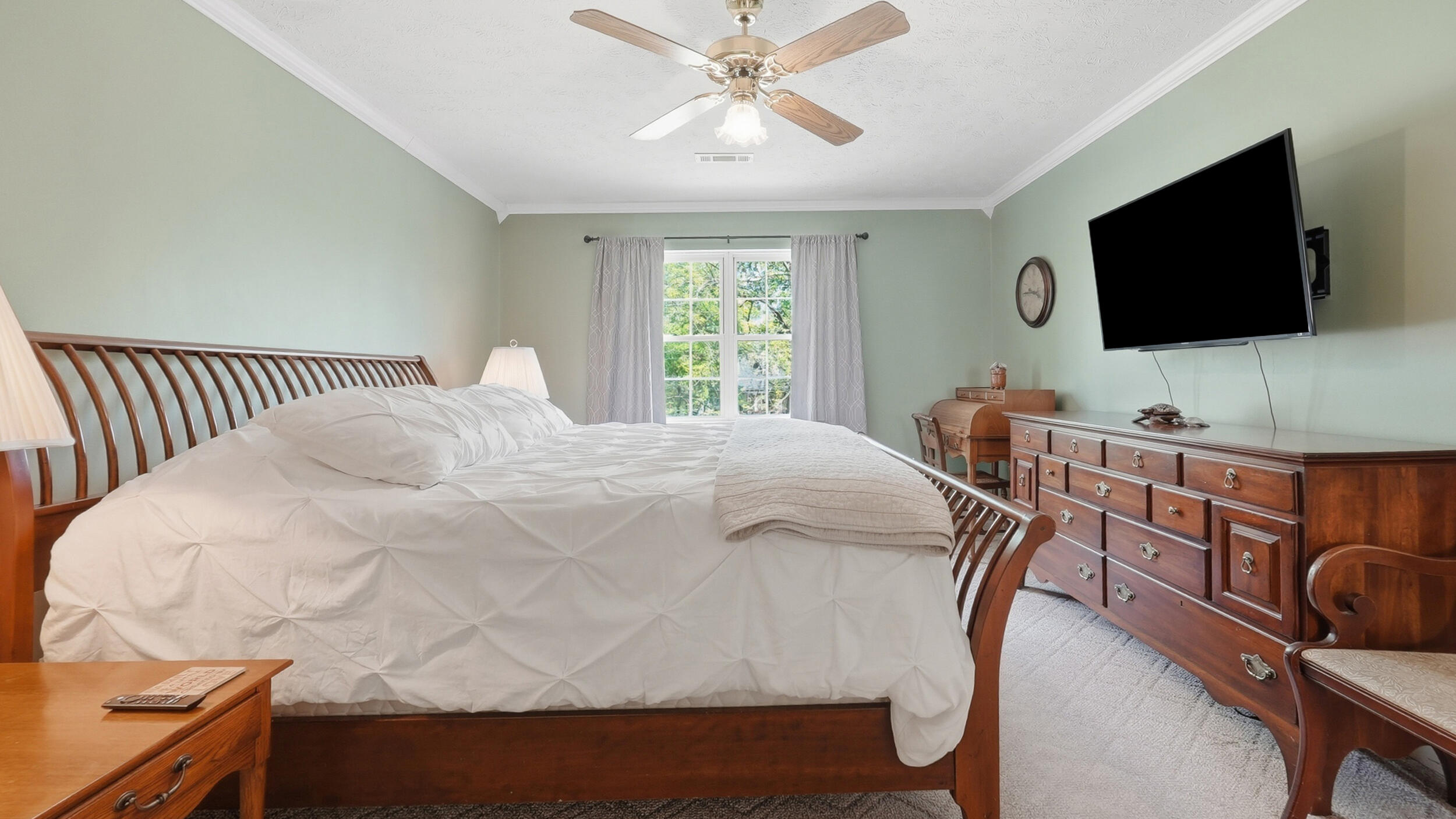 40 S Middleview Drive