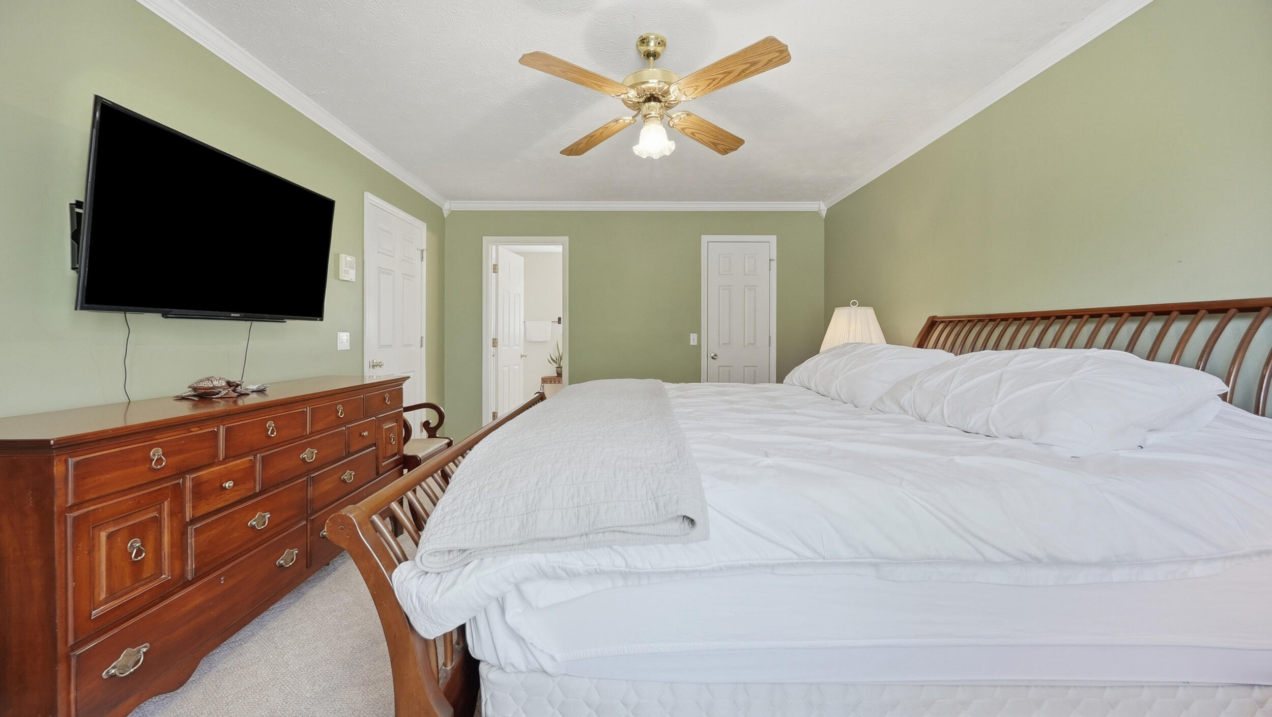 40 S Middleview Drive