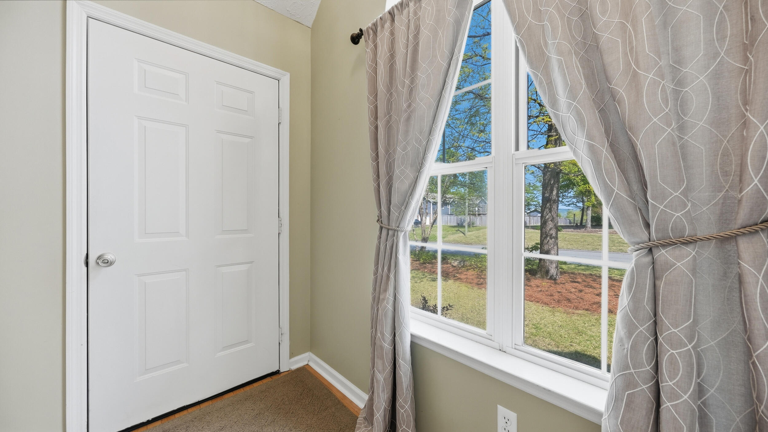 40 S Middleview Drive