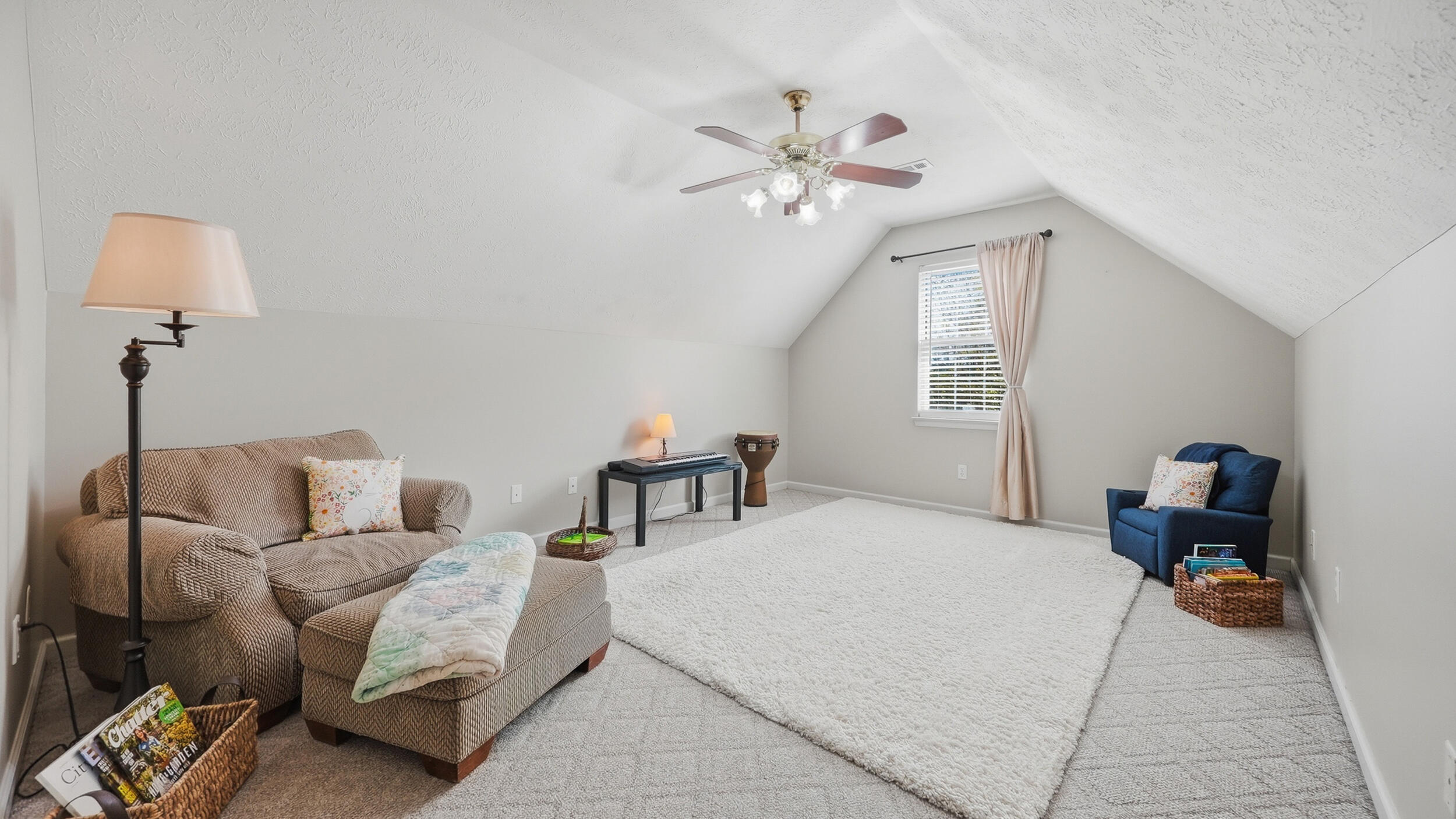 40 S Middleview Drive