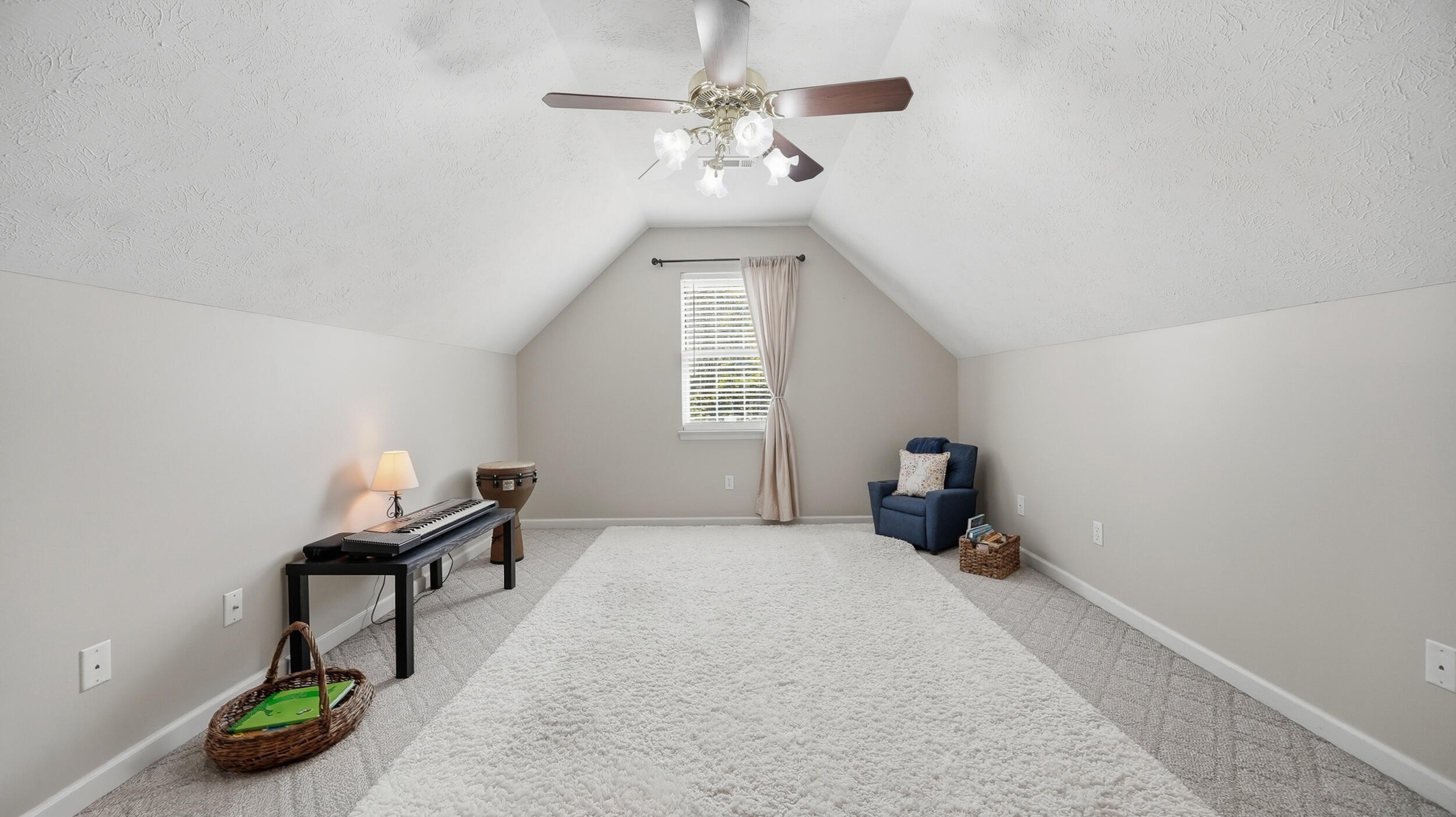 40 S Middleview Drive