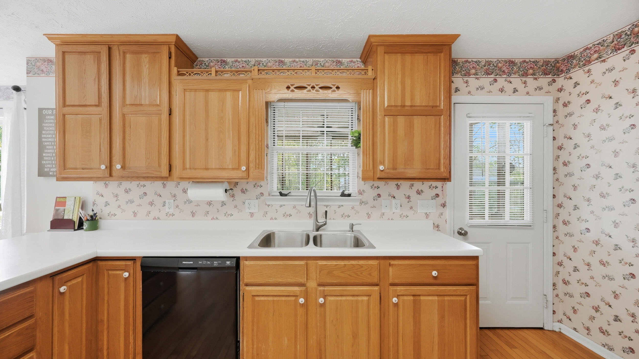 40 S Middleview Drive
