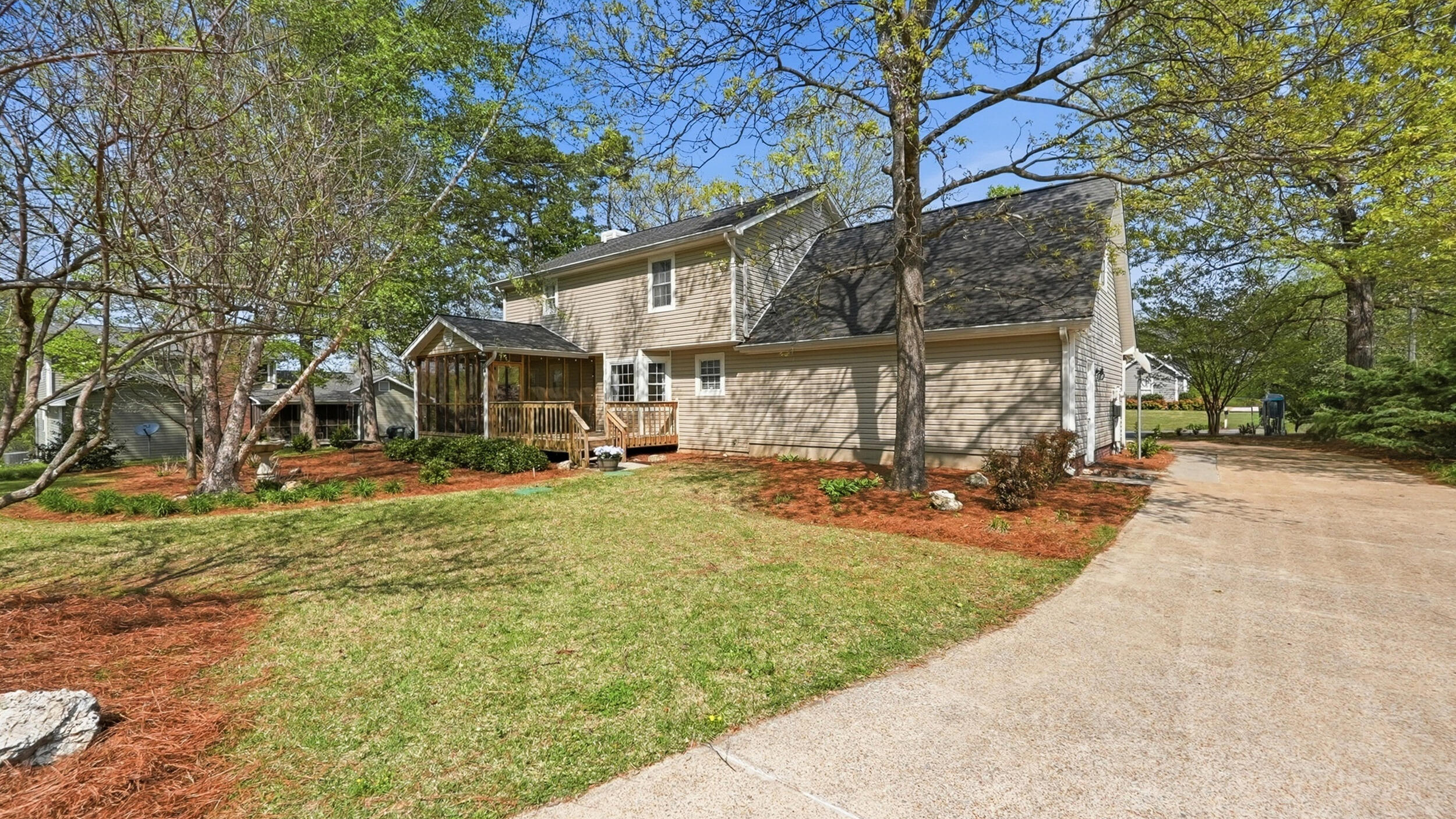 40 S Middleview Drive