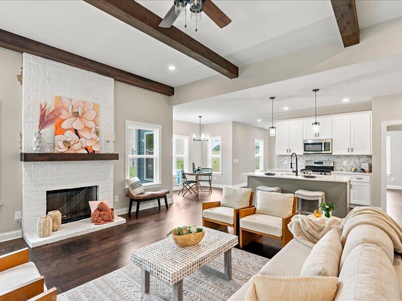 8886 Silver Maple Drive