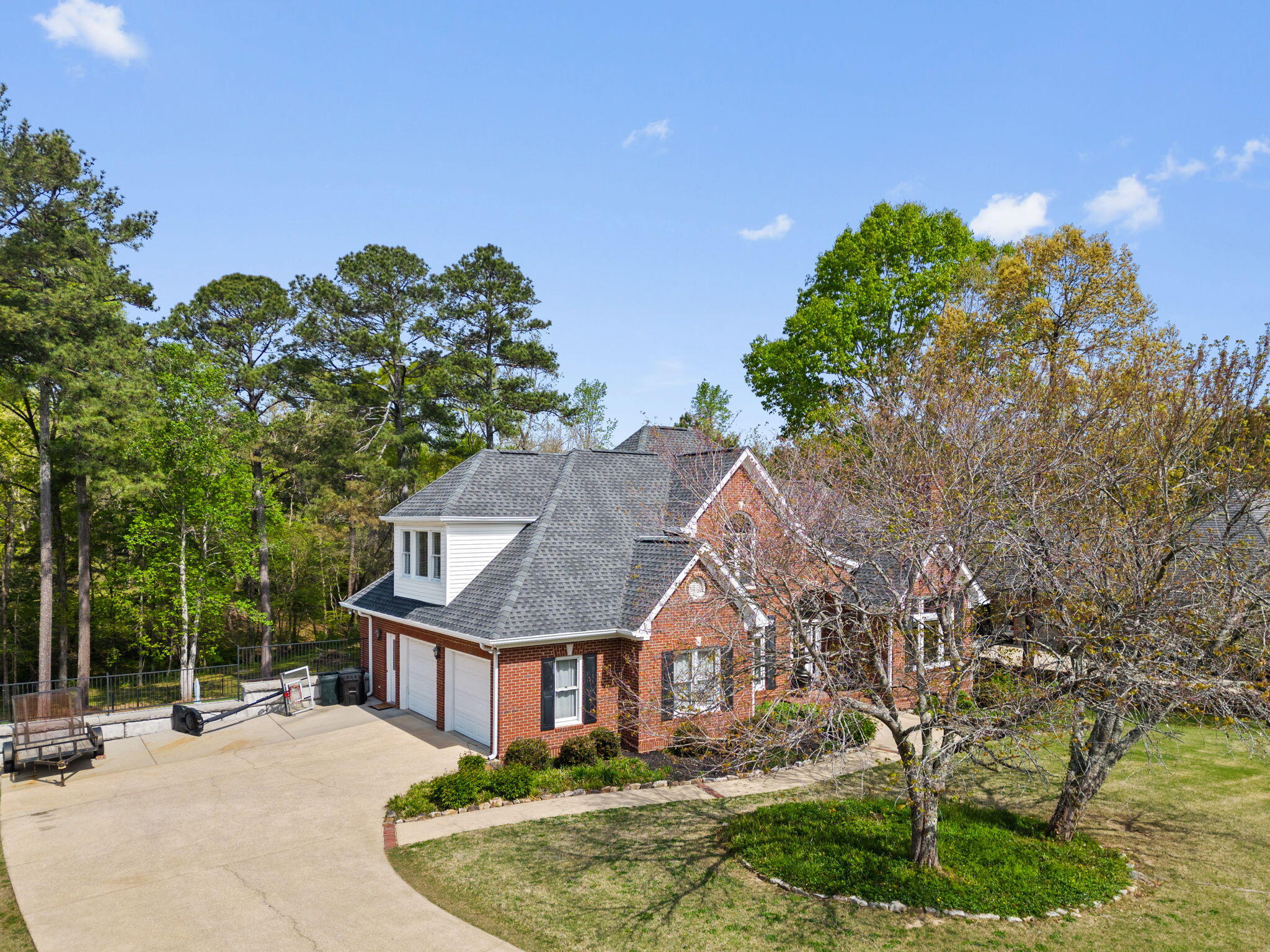 373 Bridgewater Drive, McDonald