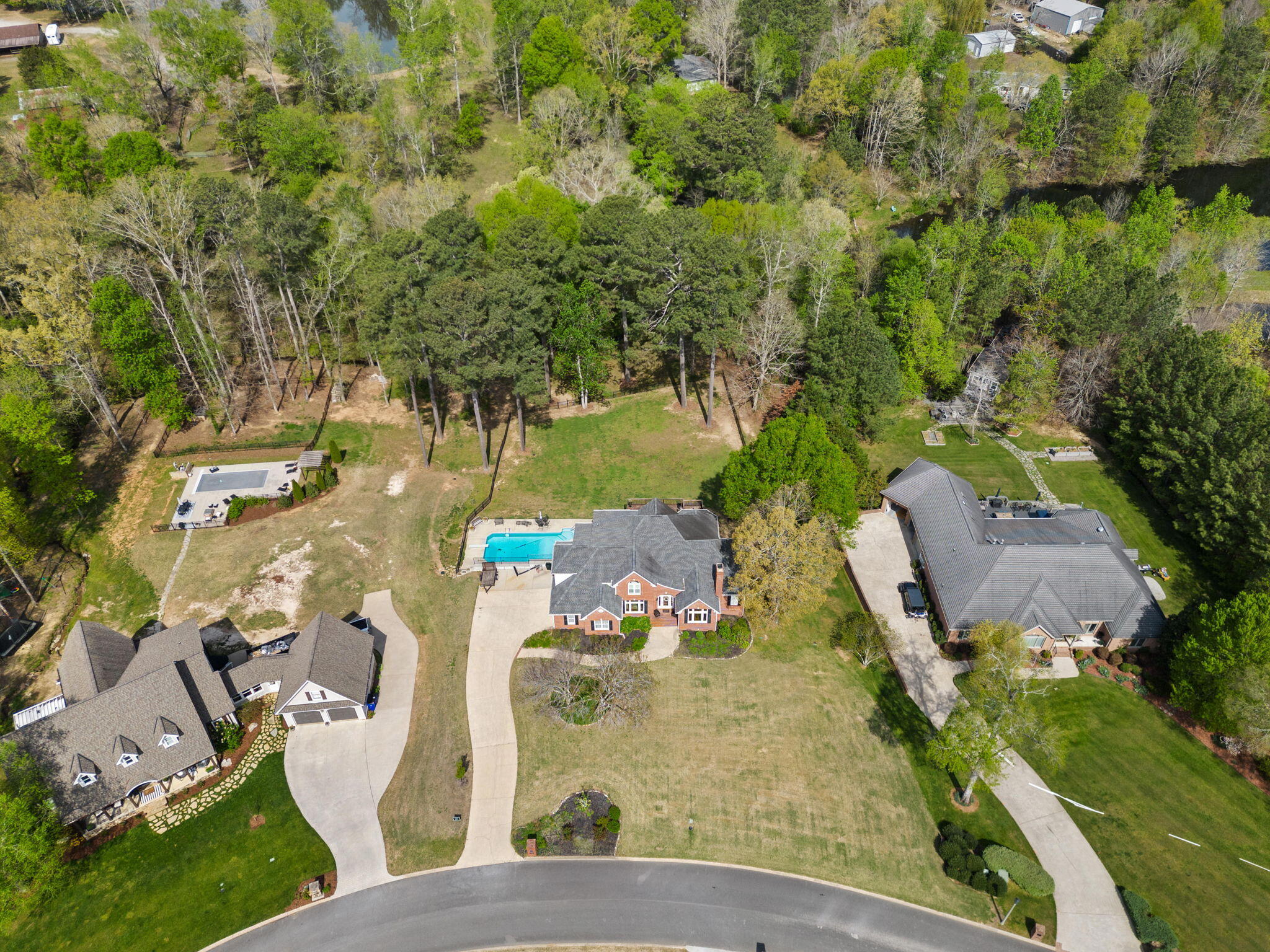 373 Bridgewater Drive, McDonald