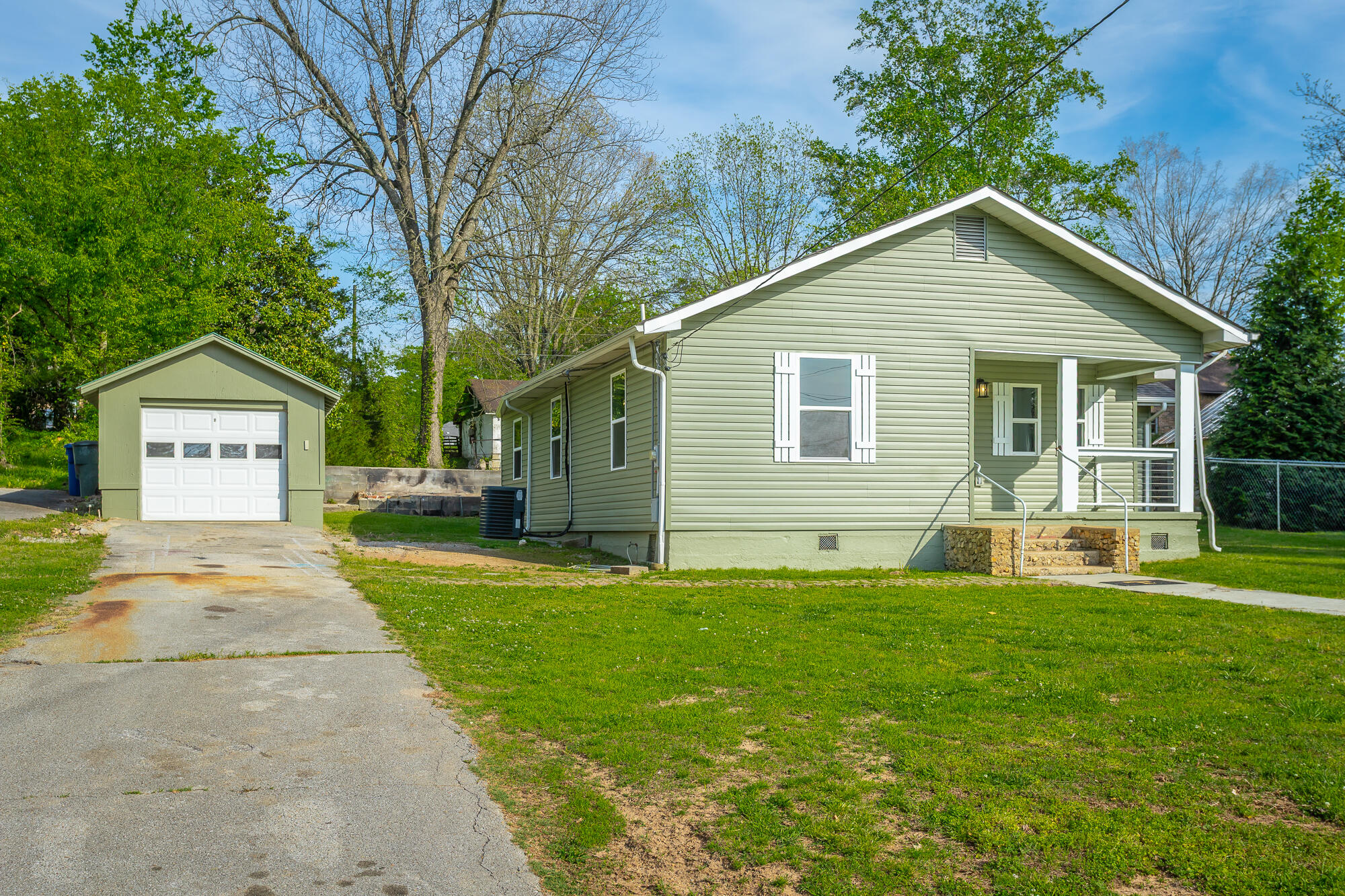 2806 Eblen Drive