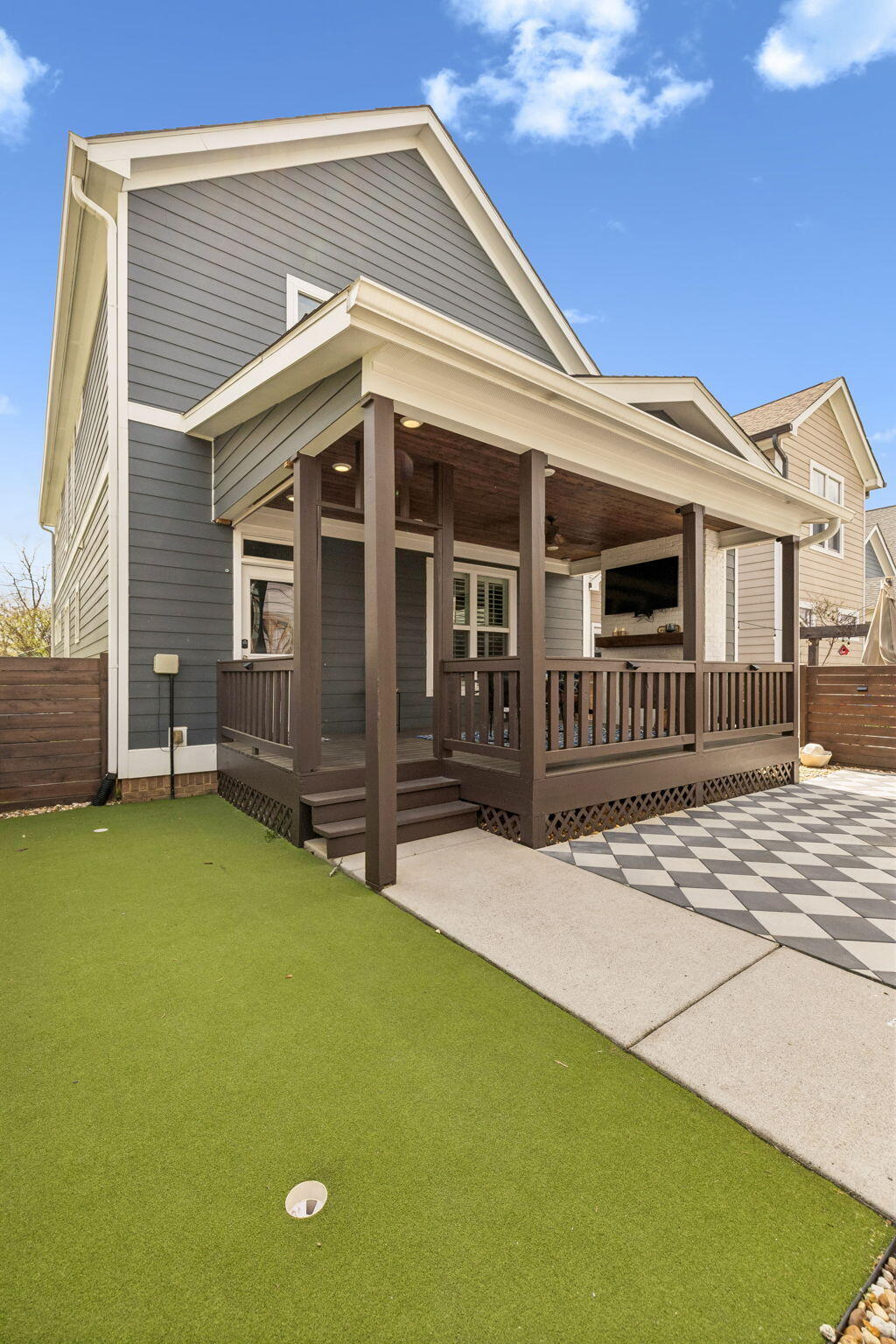 619 E 16th Street, Lot 4