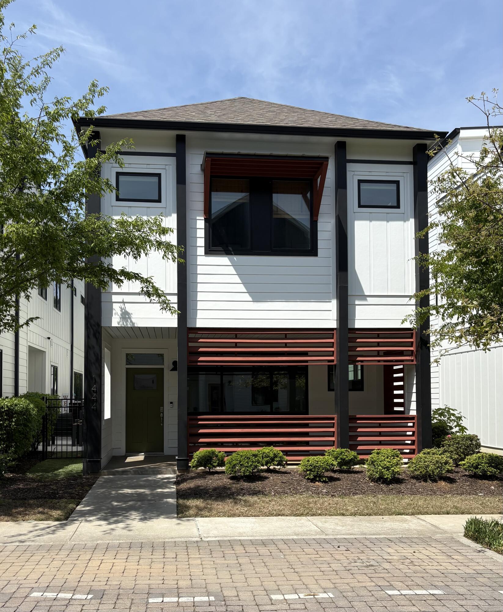 1444 Sinclair Avenue