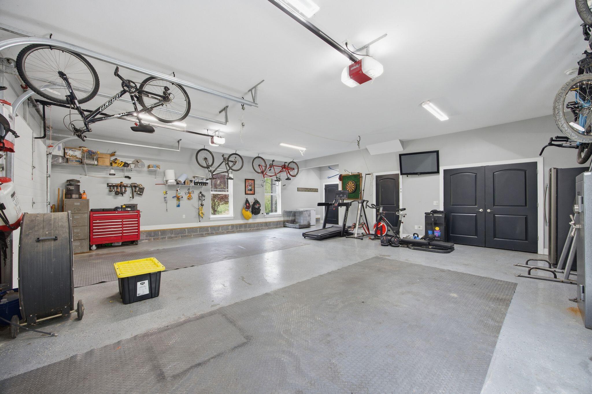 9265 N Hickory Valley Road