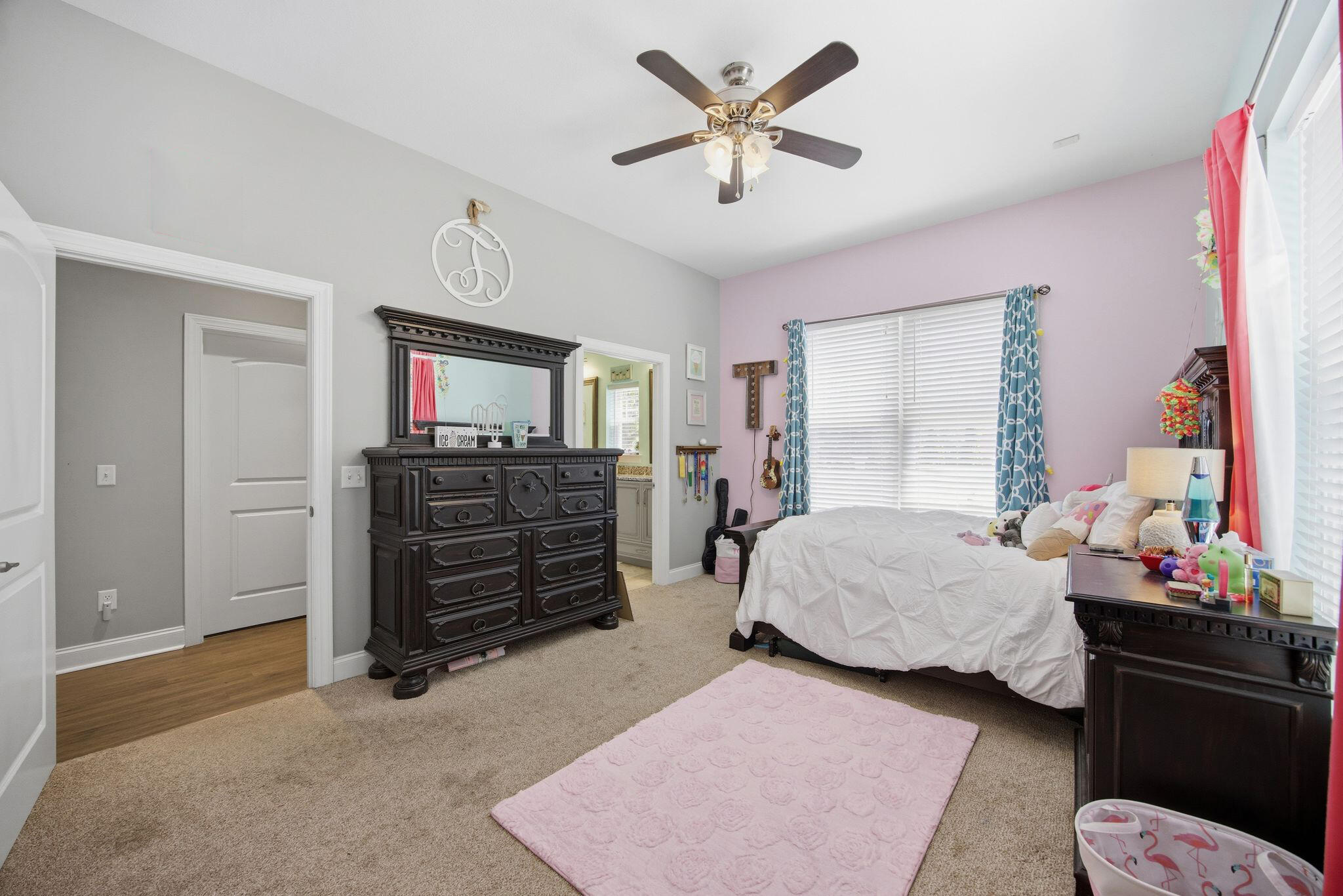 9265 N Hickory Valley Road