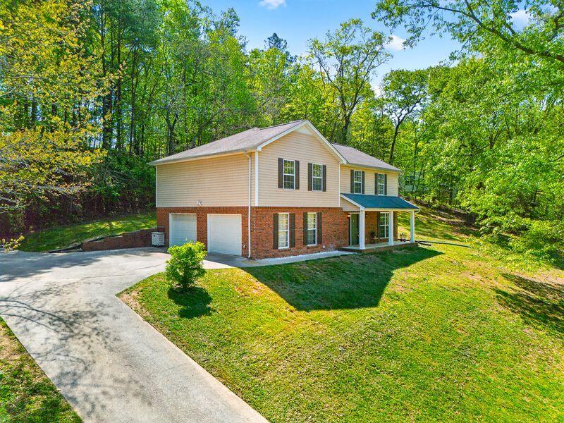 8706 Wooded Vale Court