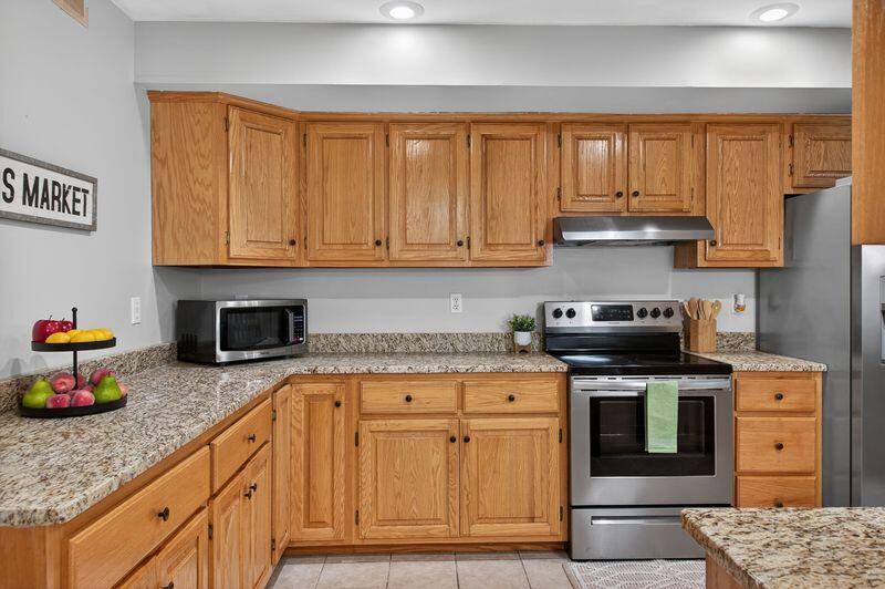 8706 Wooded Vale Court