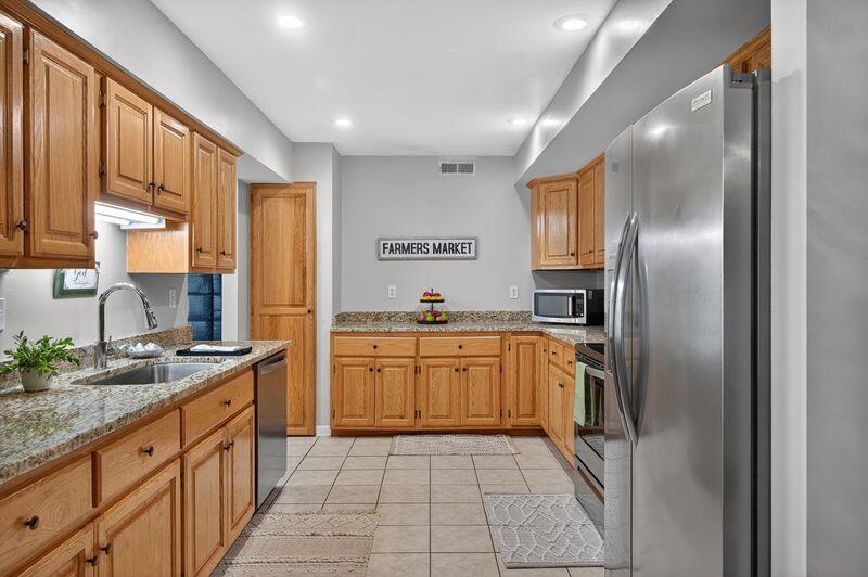 8706 Wooded Vale Court