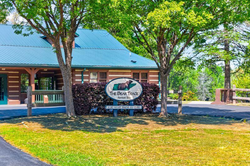8706 Wooded Vale Court
