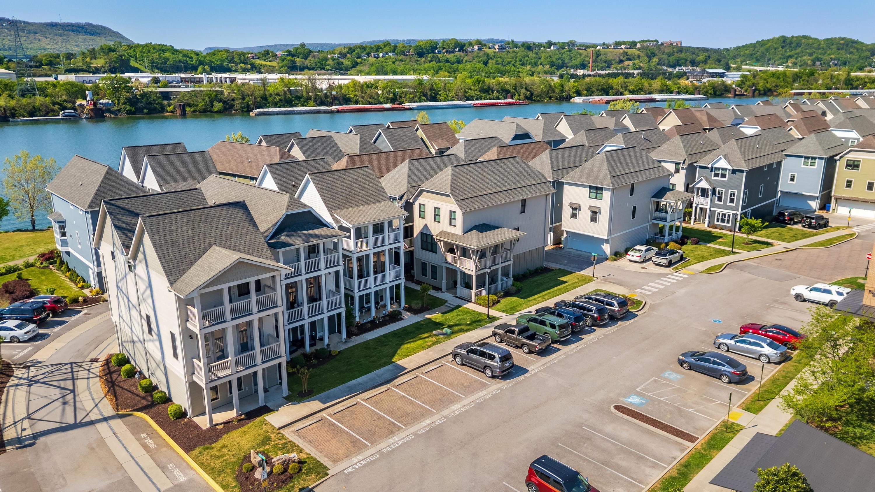691 Mariner Way, 72