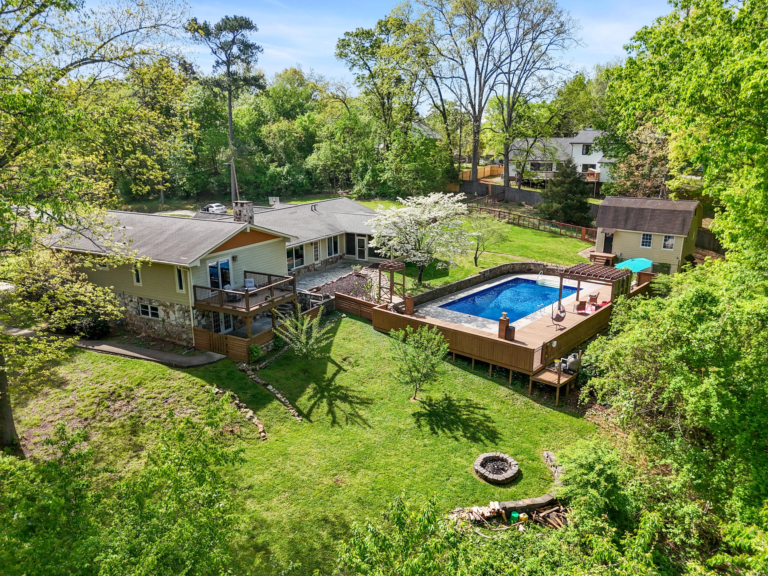 2024 Clematis Drive