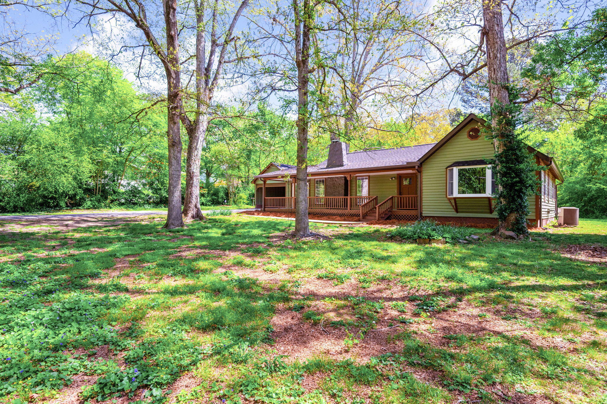 1082 Givens Road