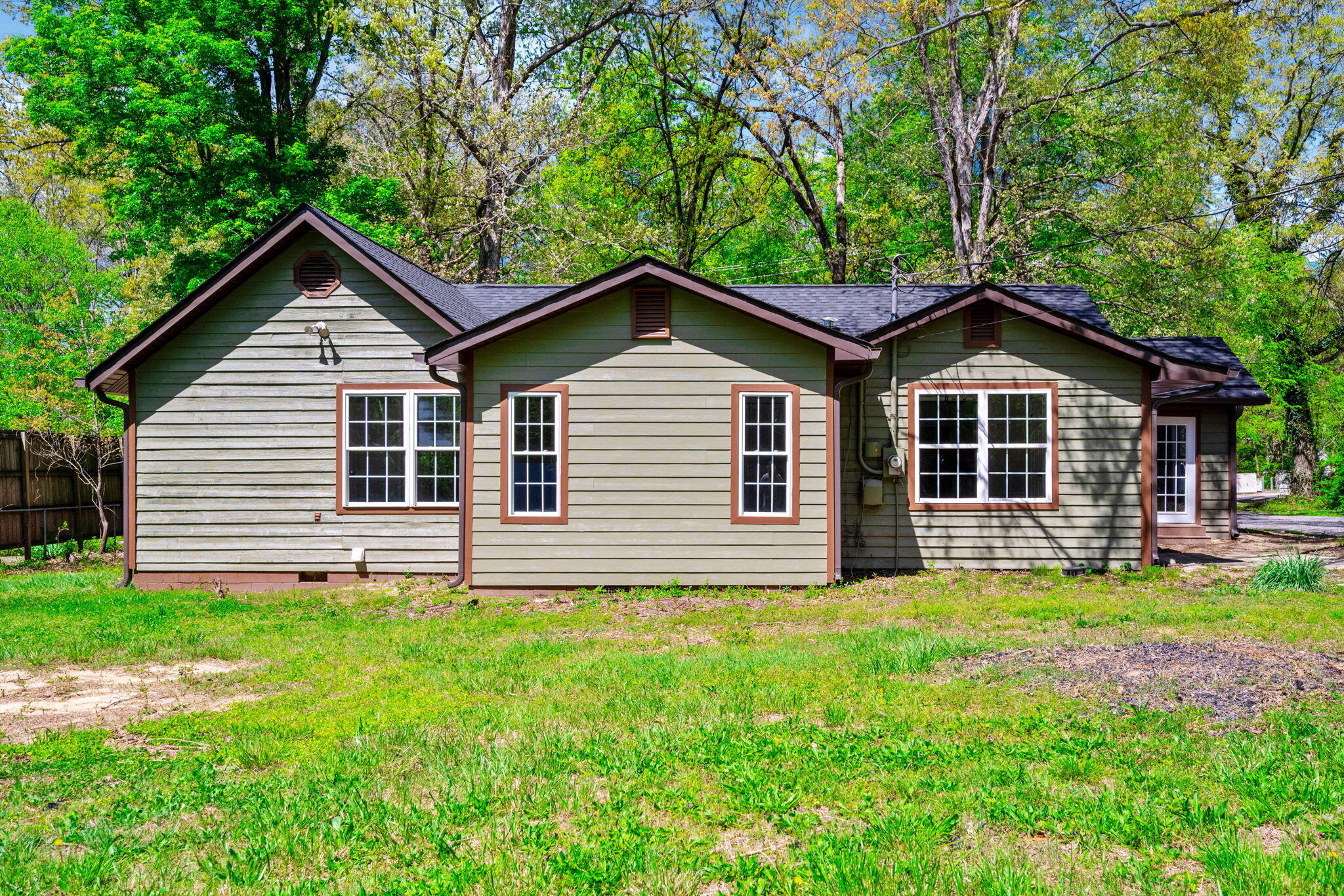 1082 Givens Road