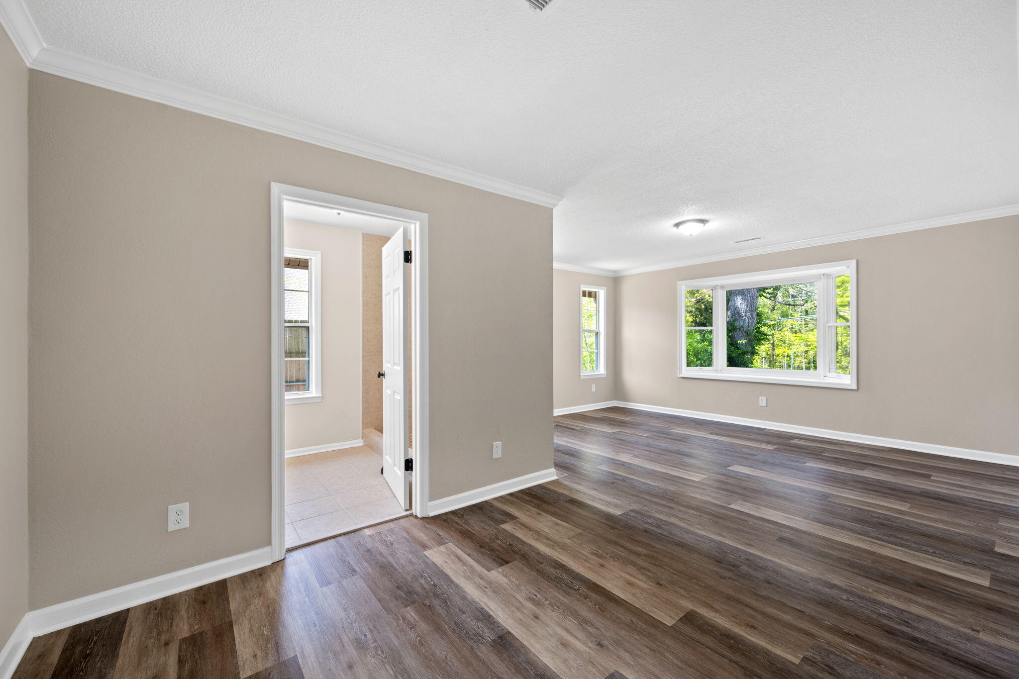 1082 Givens Road