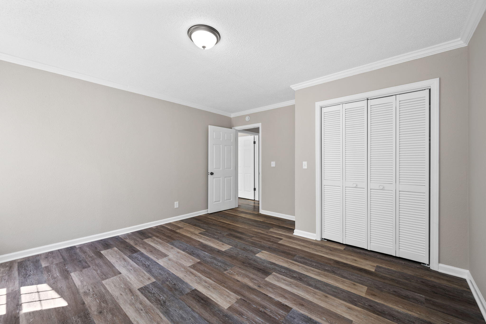 1082 Givens Road