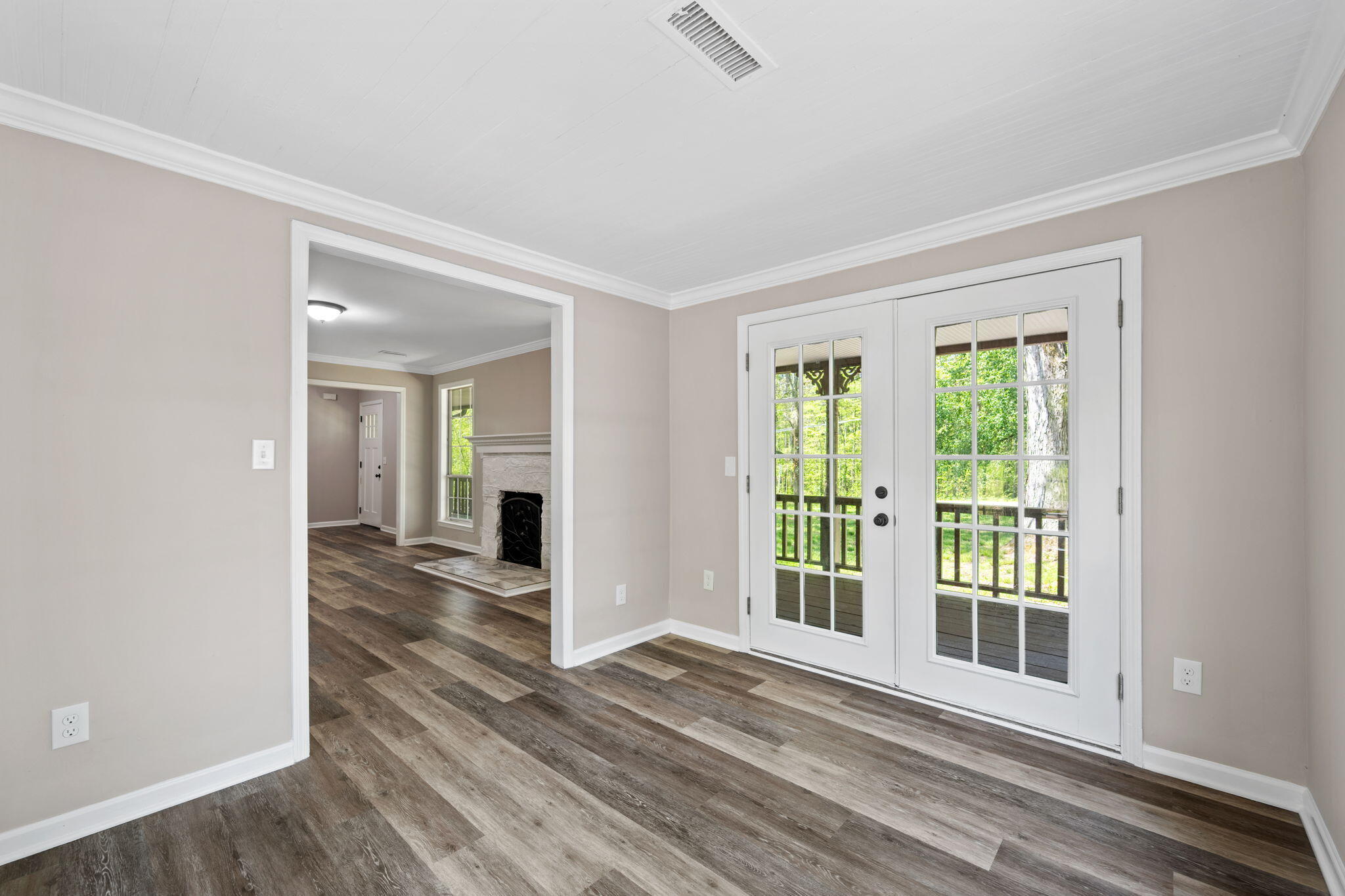 1082 Givens Road