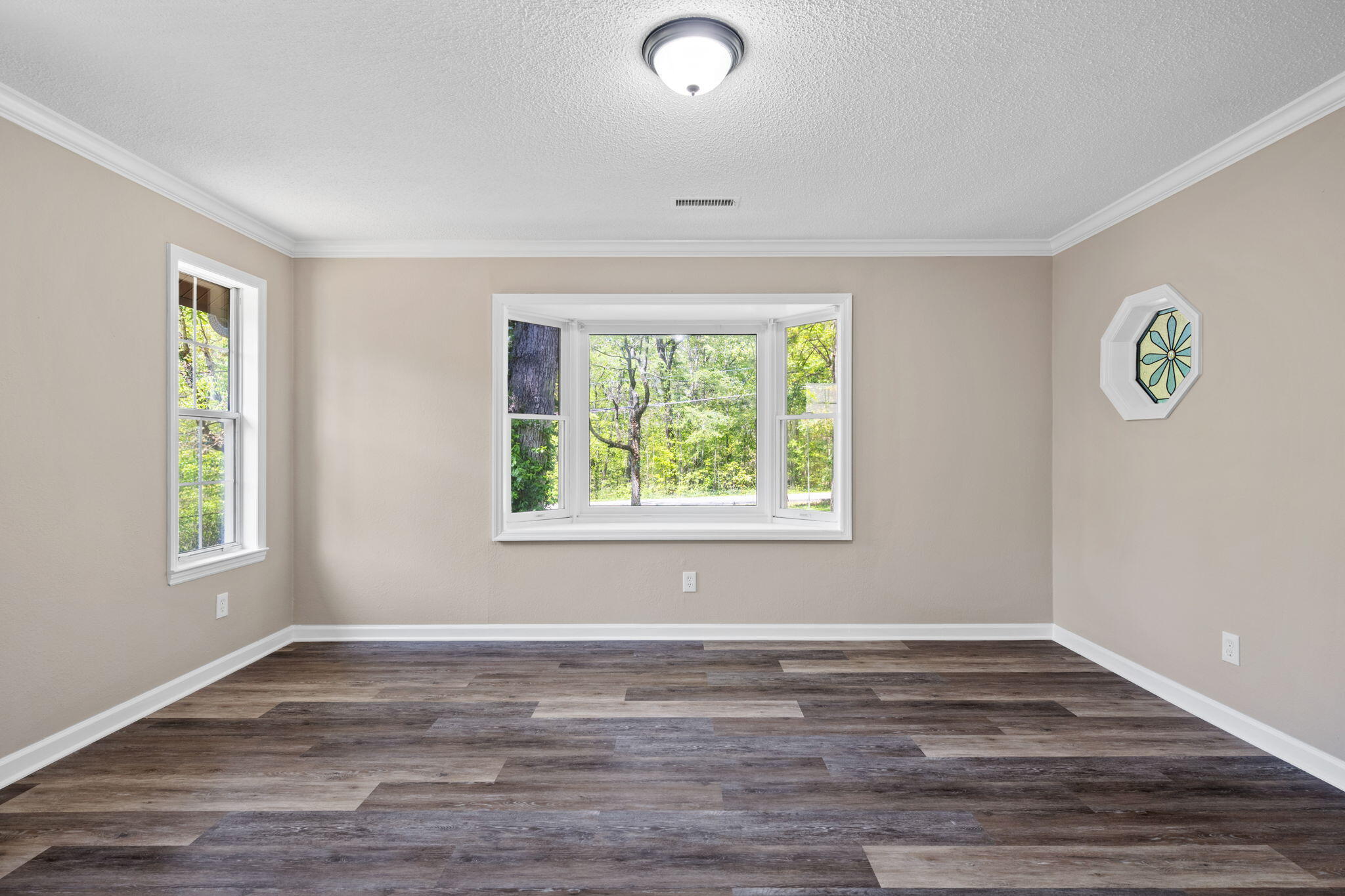1082 Givens Road