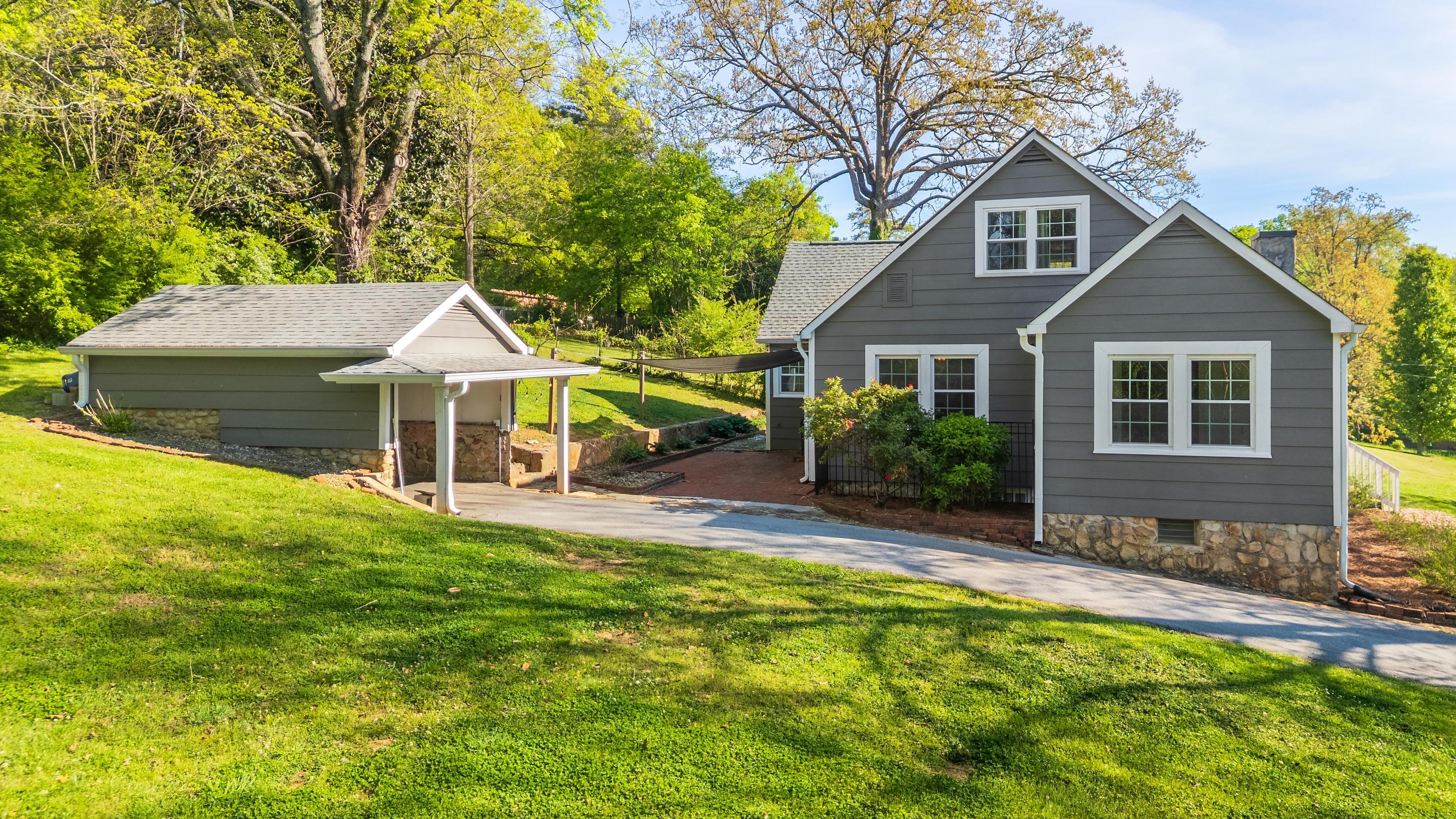 2705 Berkley Drive