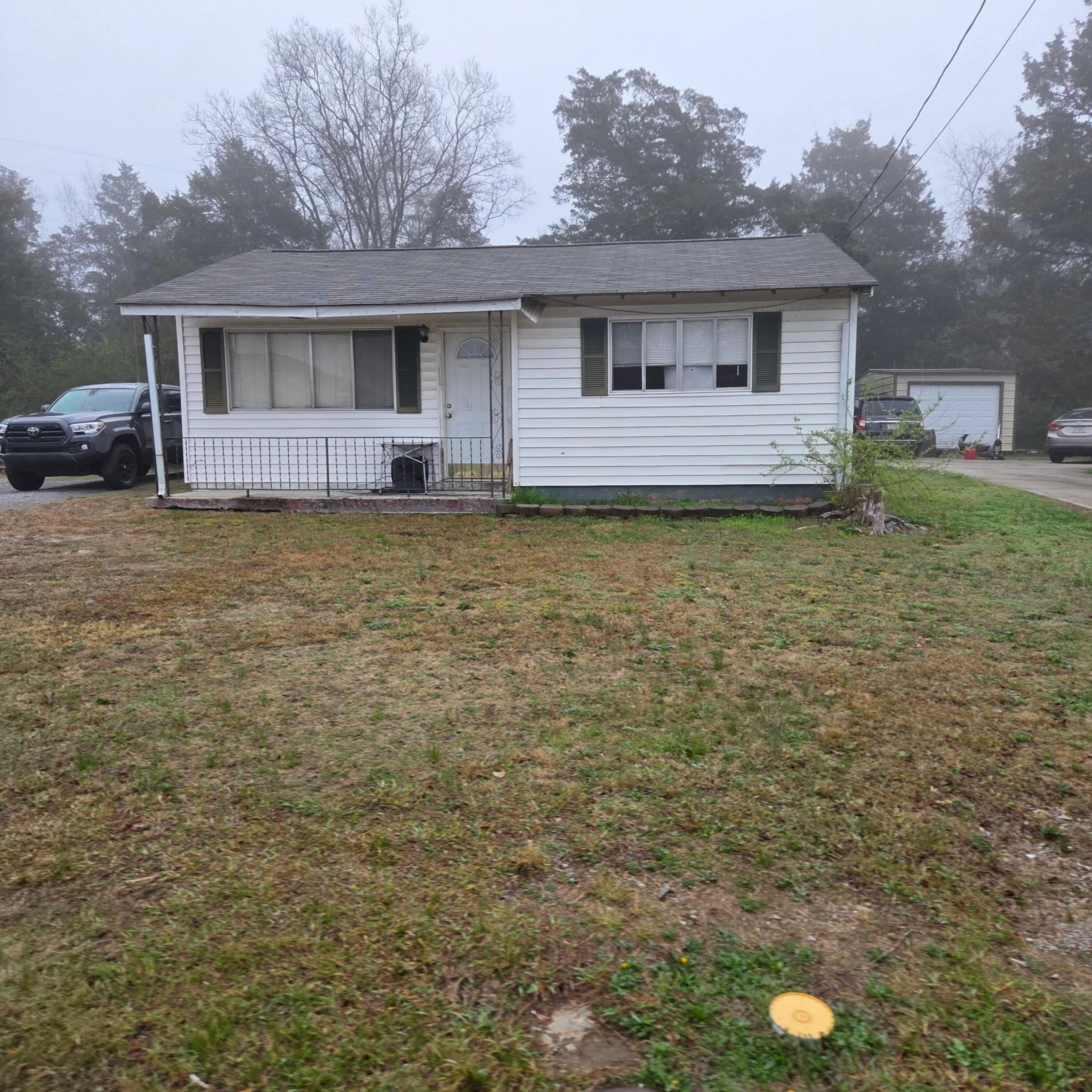 305 S Cedar Lane