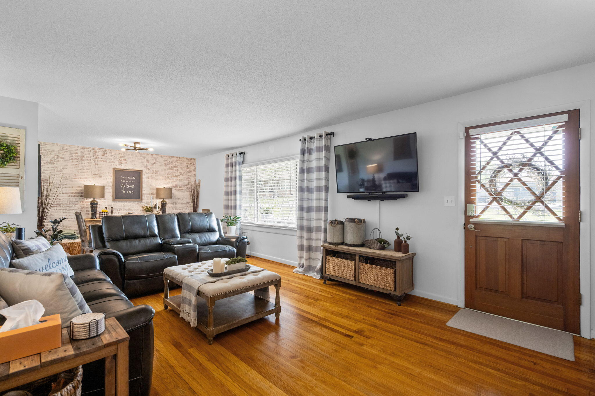 1113 Panorama Drive