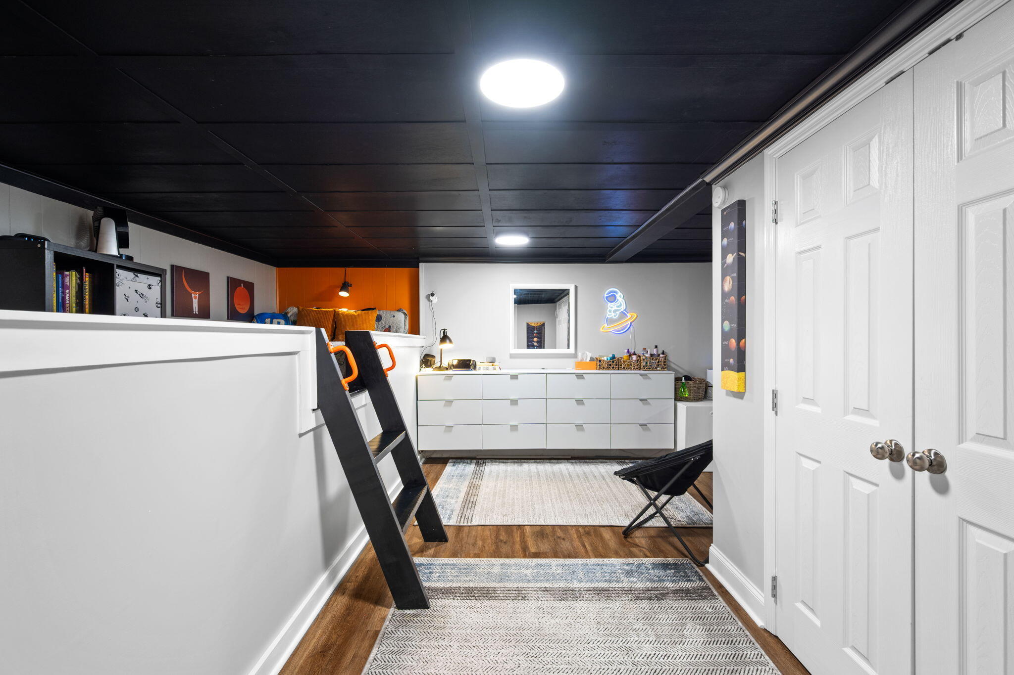 1113 Panorama Drive