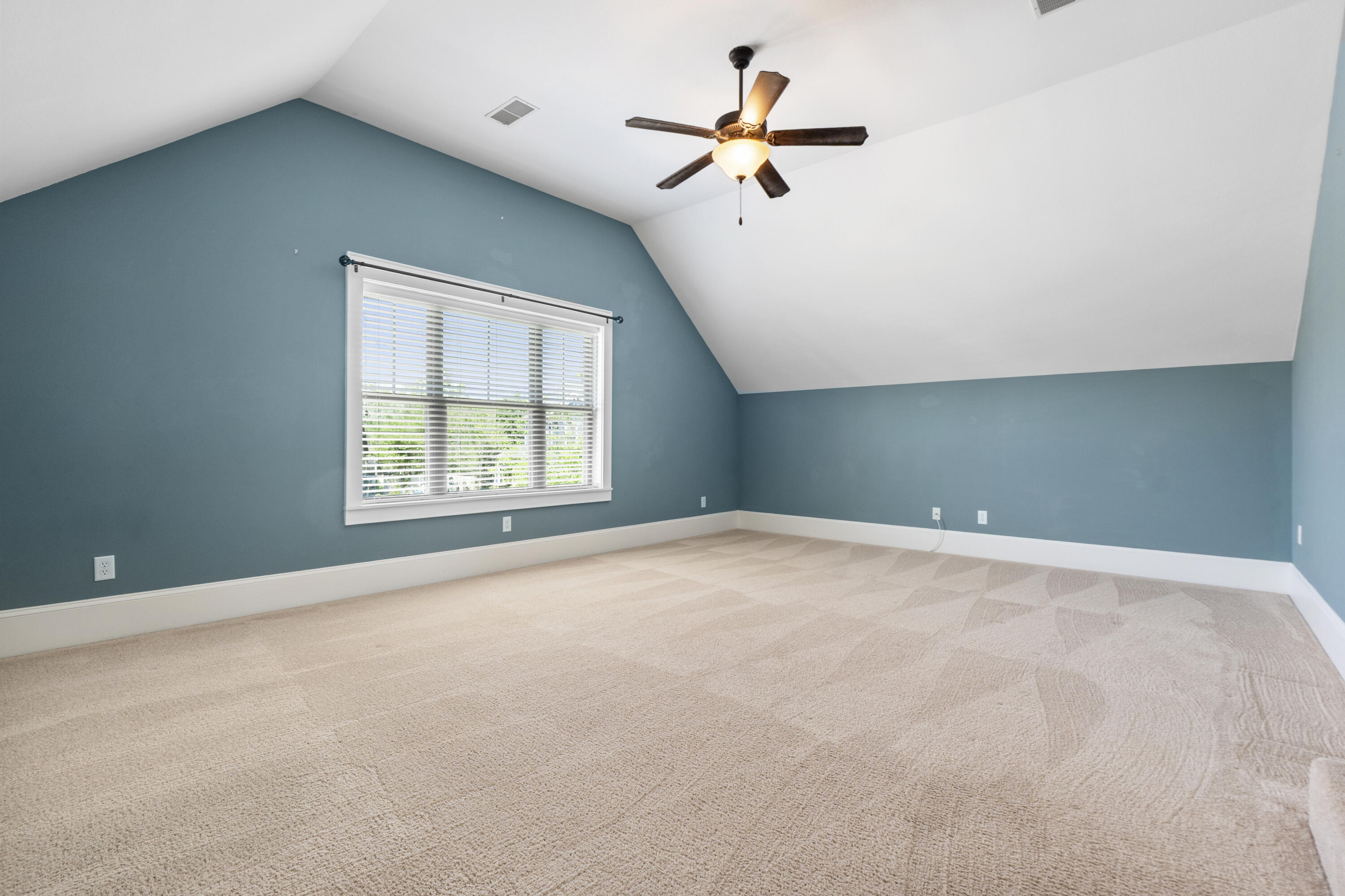 6582 Bayonet Lane