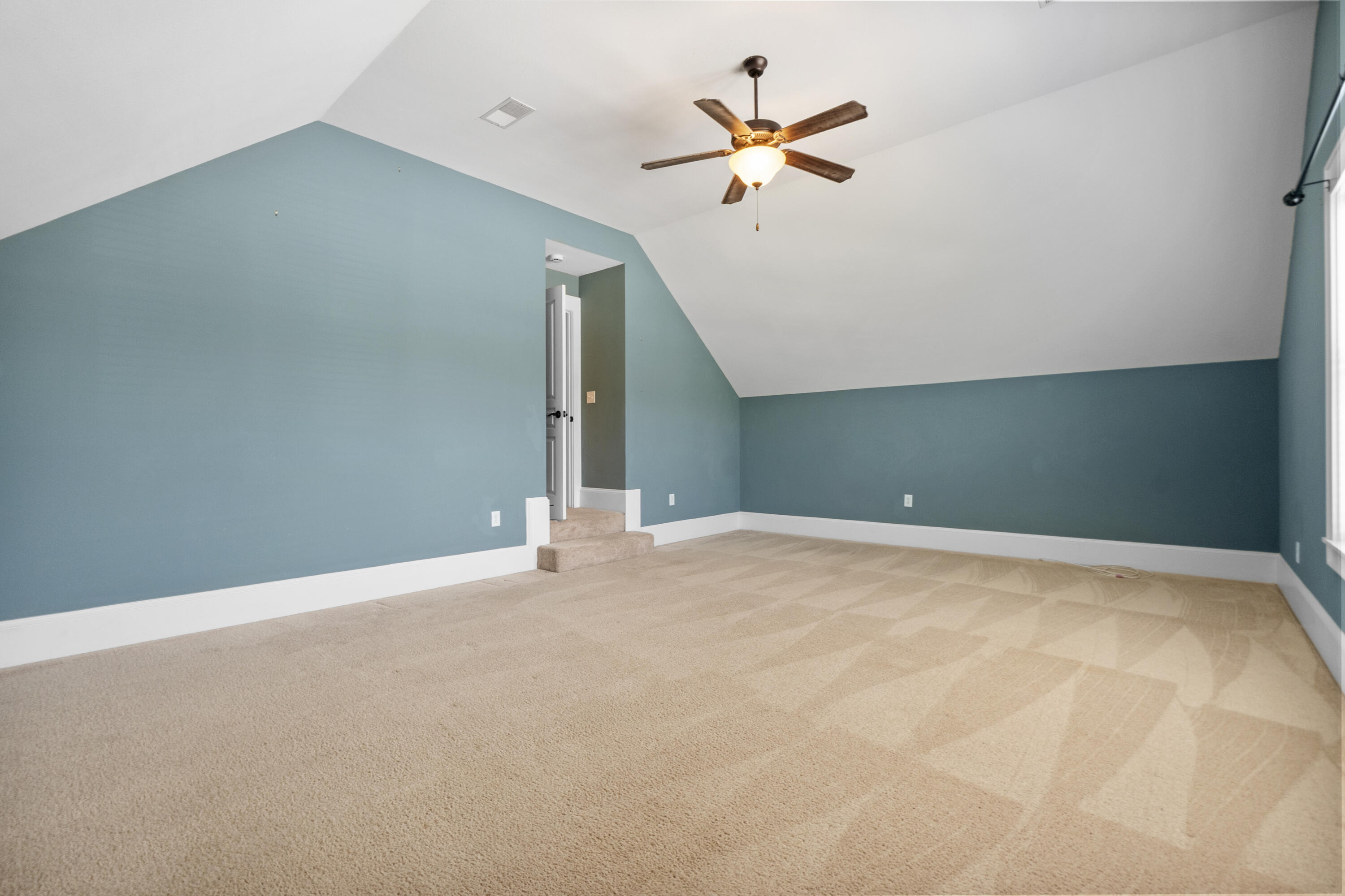 6582 Bayonet Lane