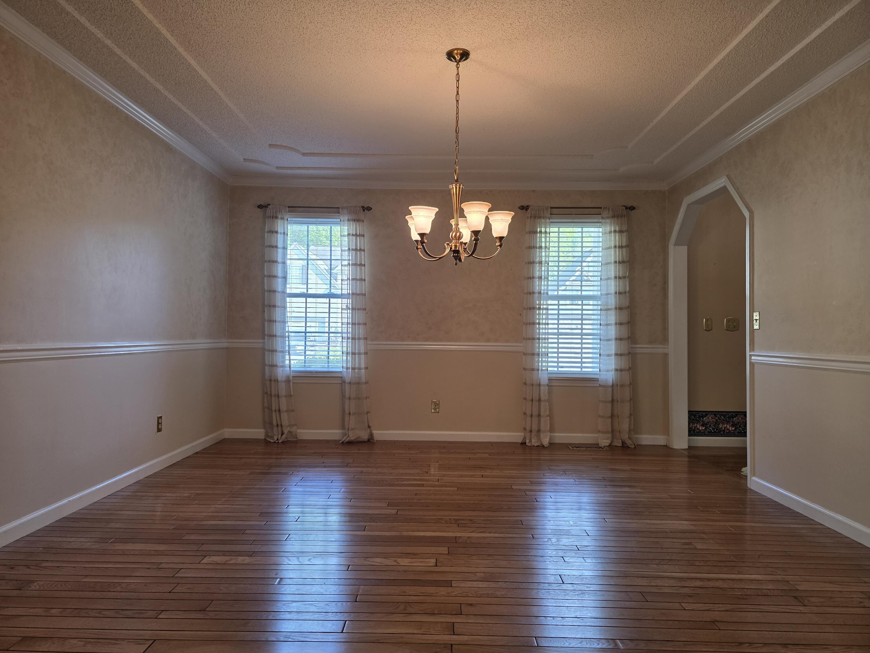 2805 Spicewood Lane