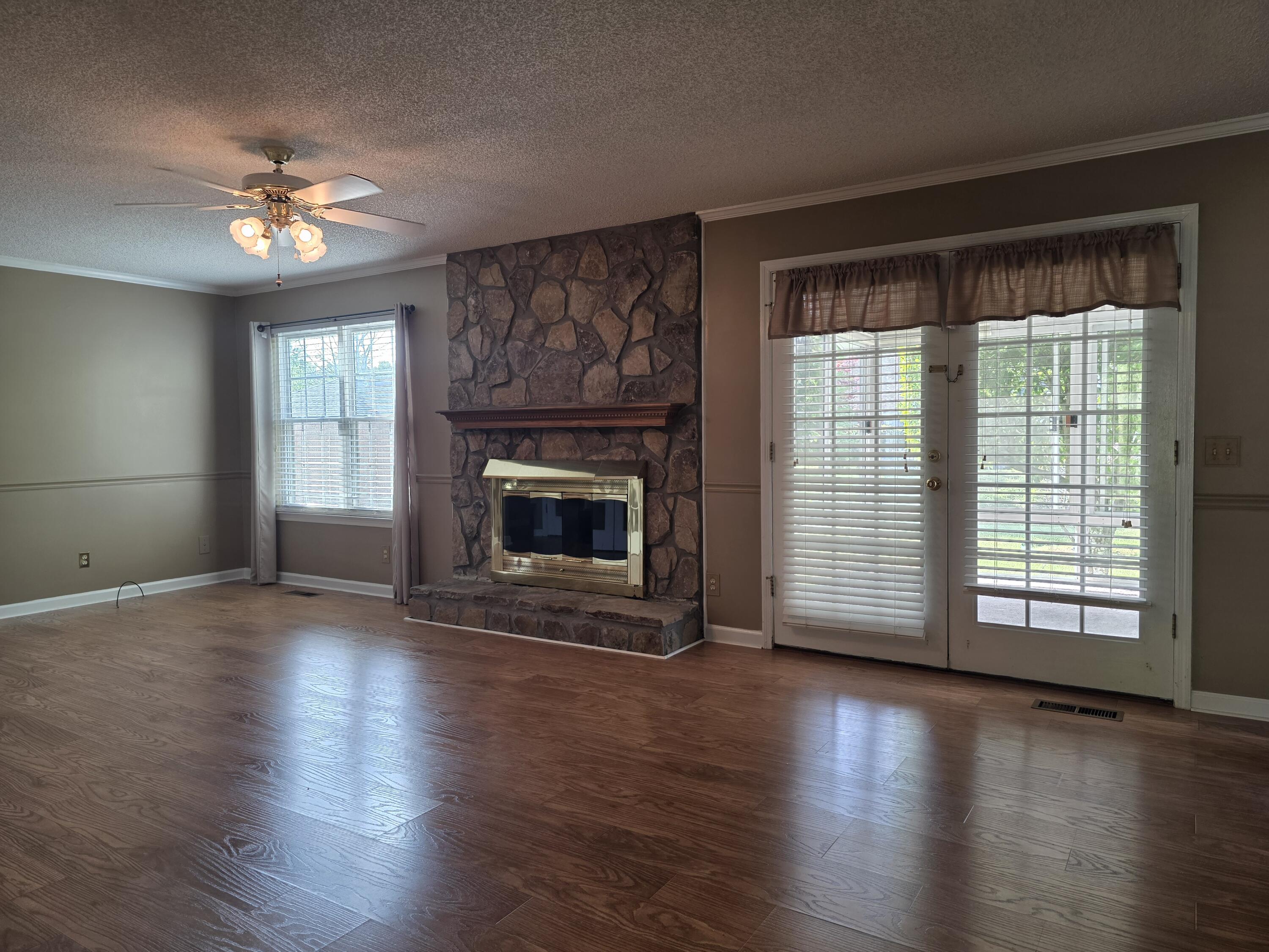 2805 Spicewood Lane