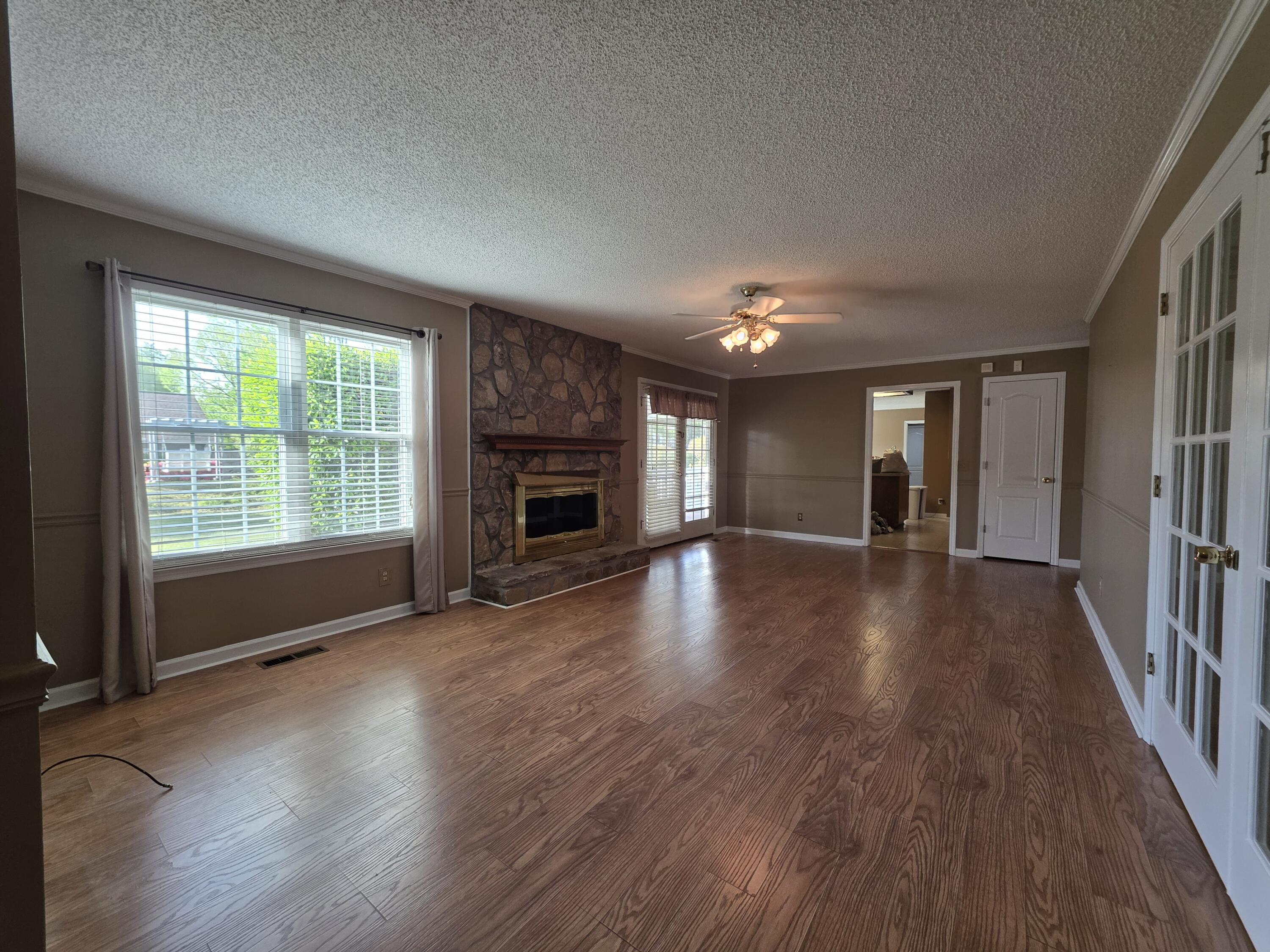 2805 Spicewood Lane