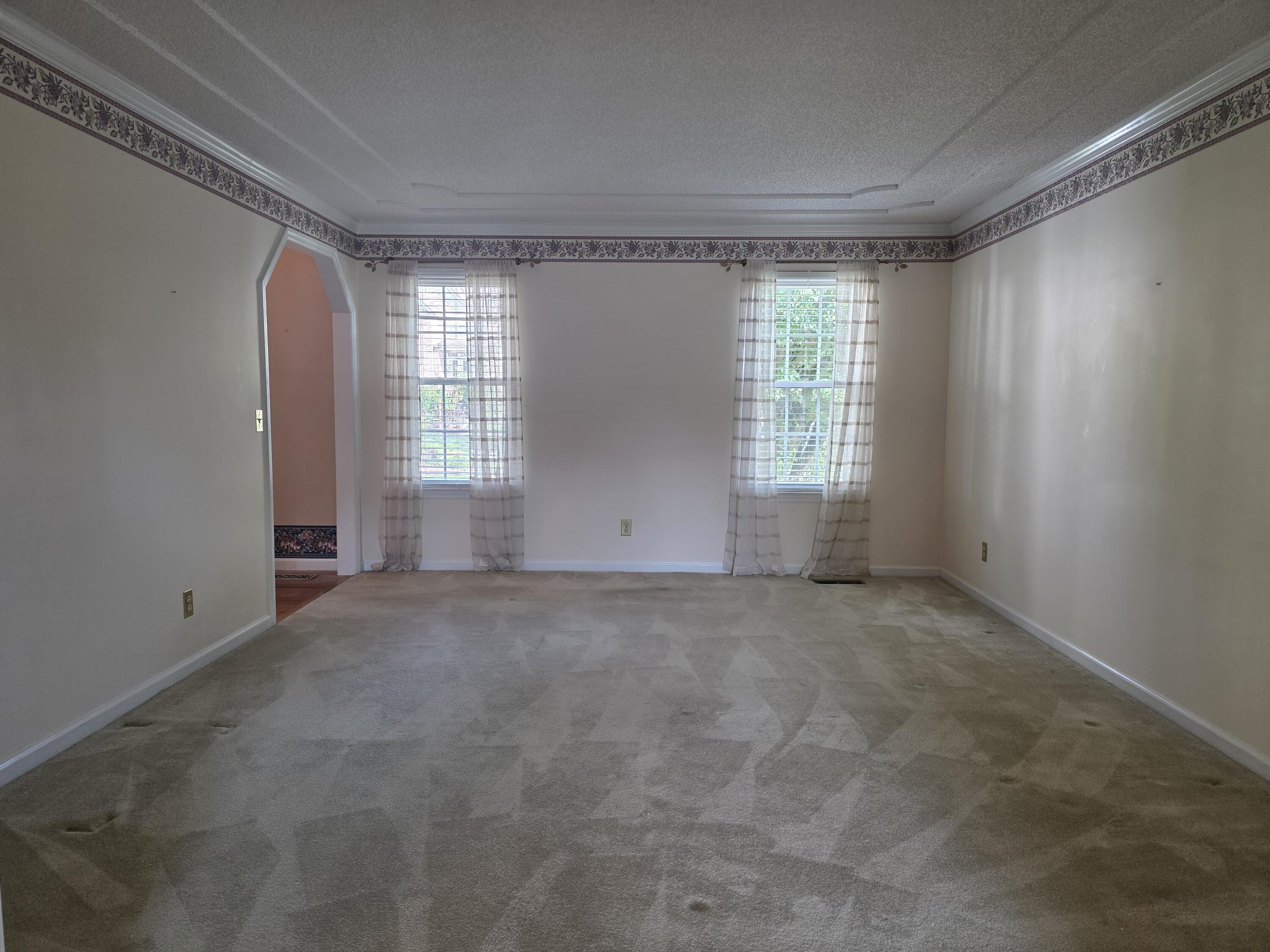 2805 Spicewood Lane