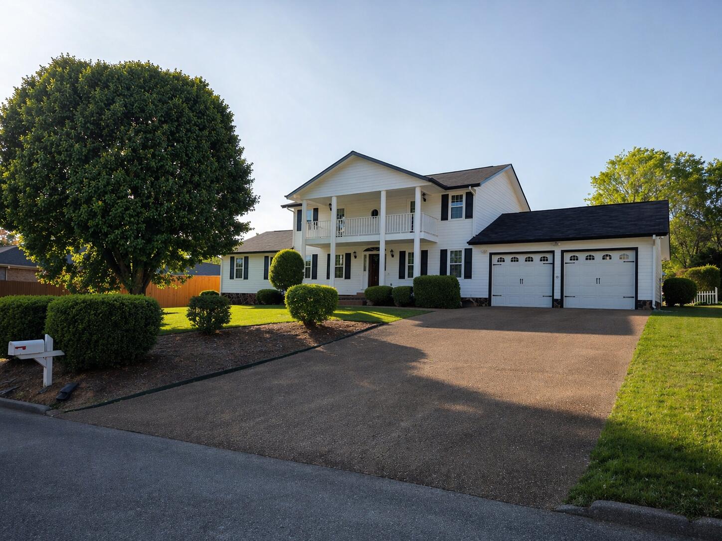 2805 Spicewood Lane