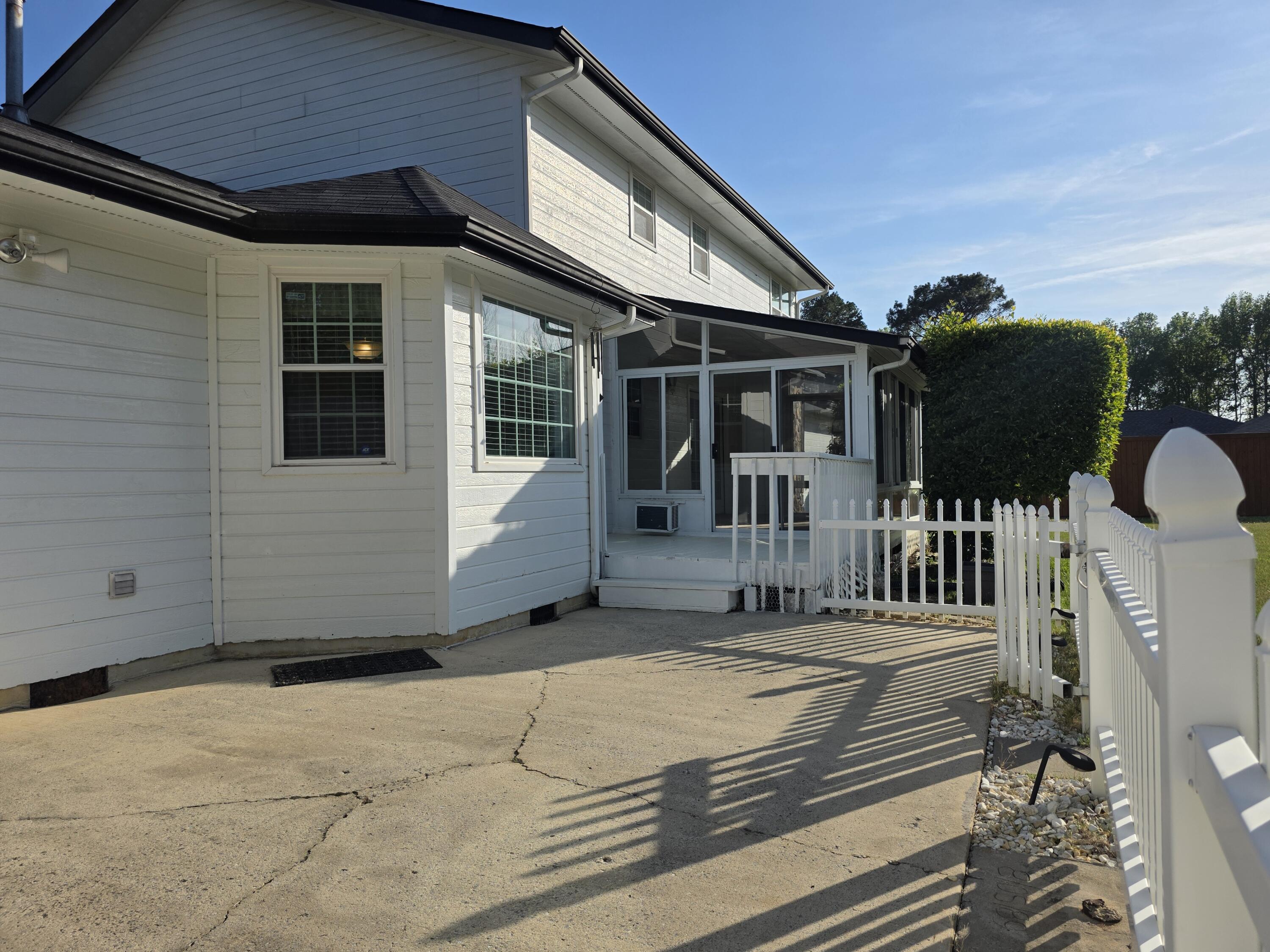 2805 Spicewood Lane
