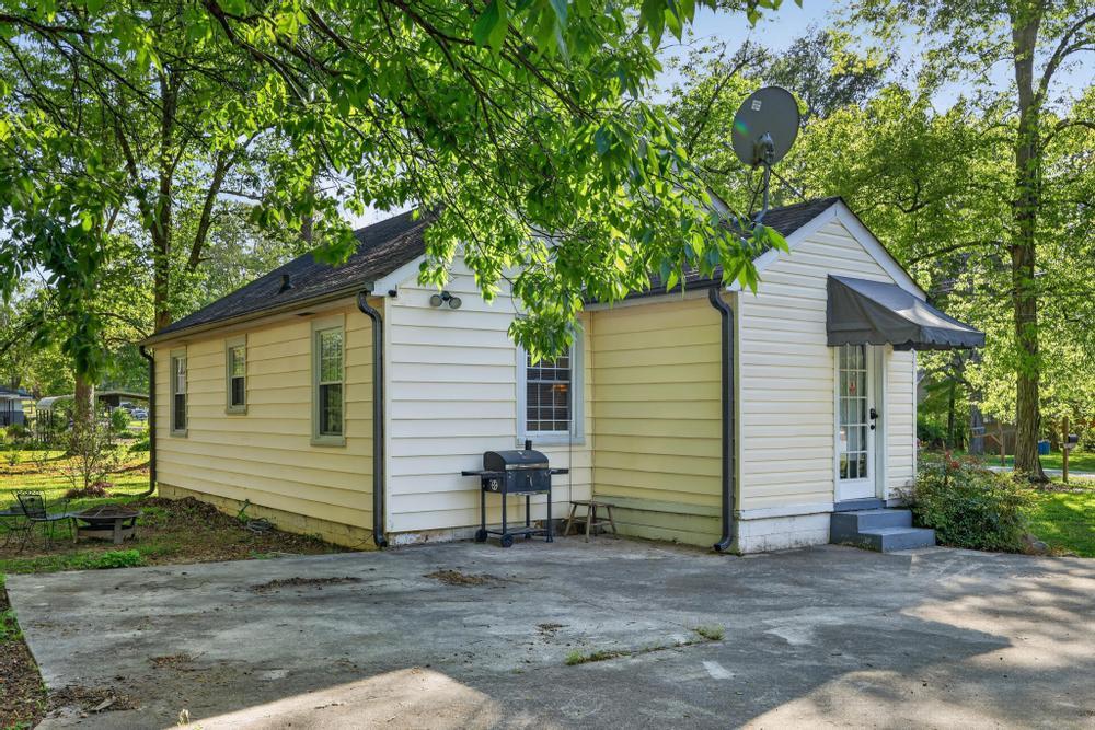 1134 Mcdonald Drive