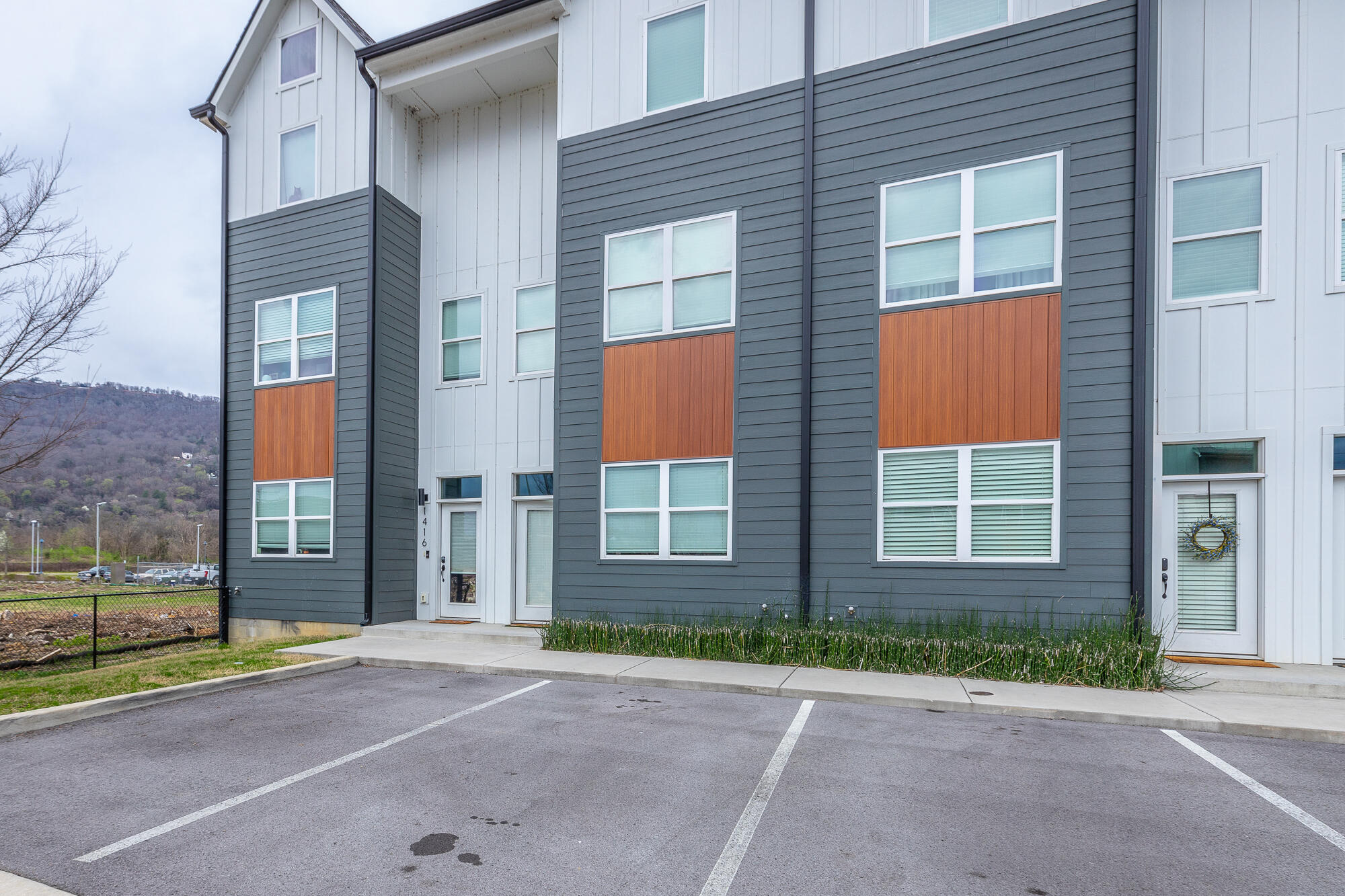 1420 Stockyard Place